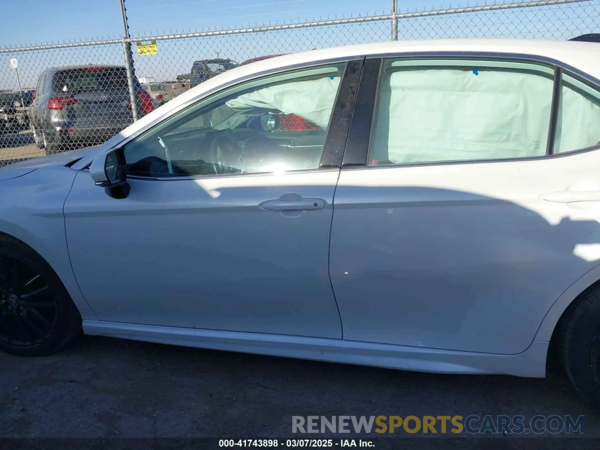 15 Photograph of a damaged car 4T1KZ1AK1RU090183 TOYOTA CAMRY 2024