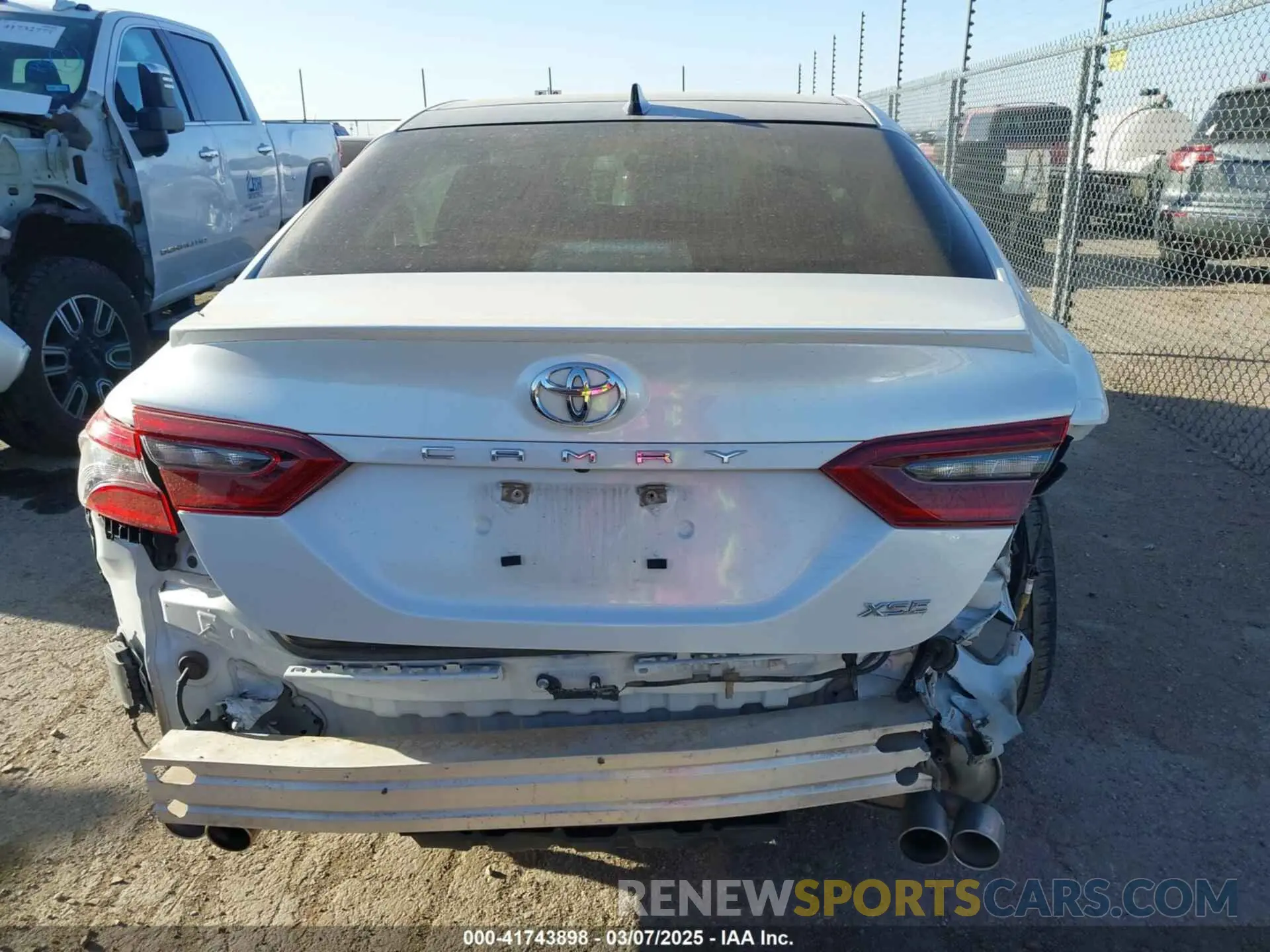 17 Photograph of a damaged car 4T1KZ1AK1RU090183 TOYOTA CAMRY 2024