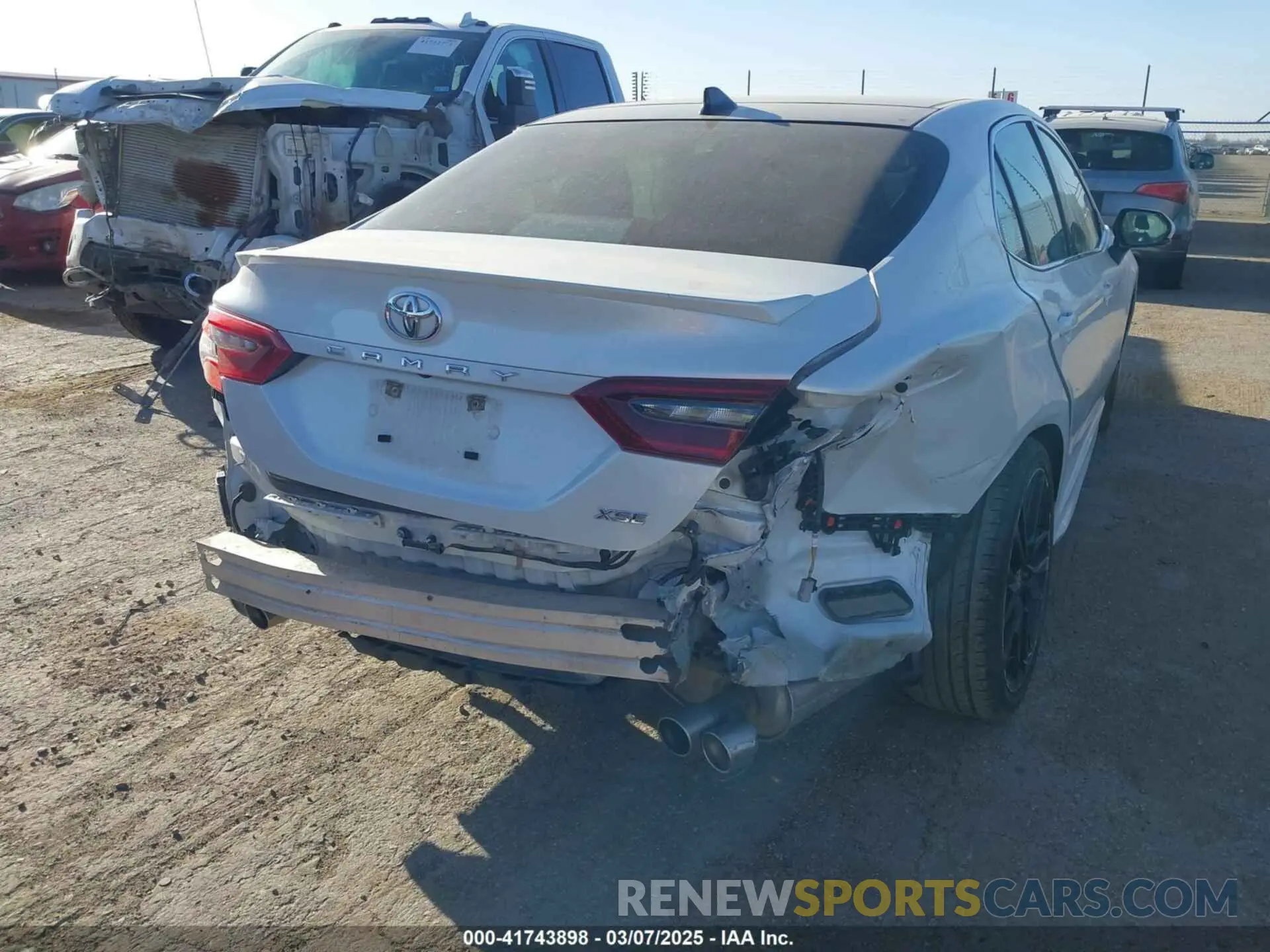 6 Photograph of a damaged car 4T1KZ1AK1RU090183 TOYOTA CAMRY 2024