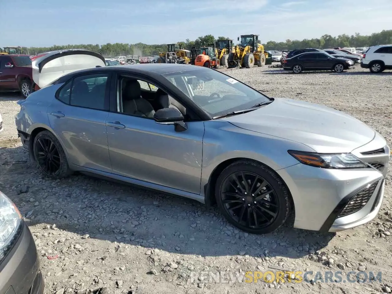 4 Photograph of a damaged car 4T1KZ1AK1RU093696 TOYOTA CAMRY 2024