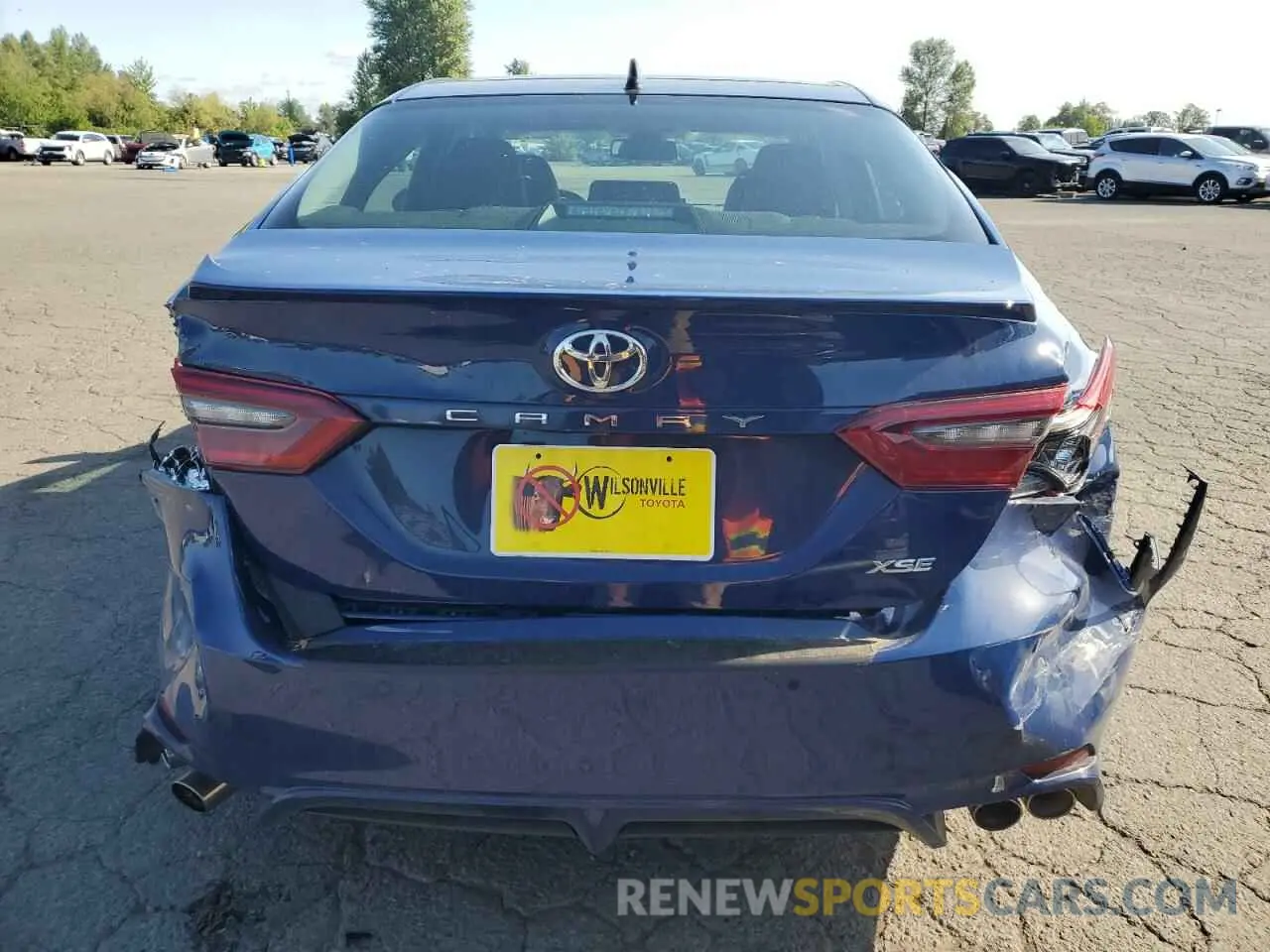 6 Photograph of a damaged car 4T1KZ1AK1RU102591 TOYOTA CAMRY 2024