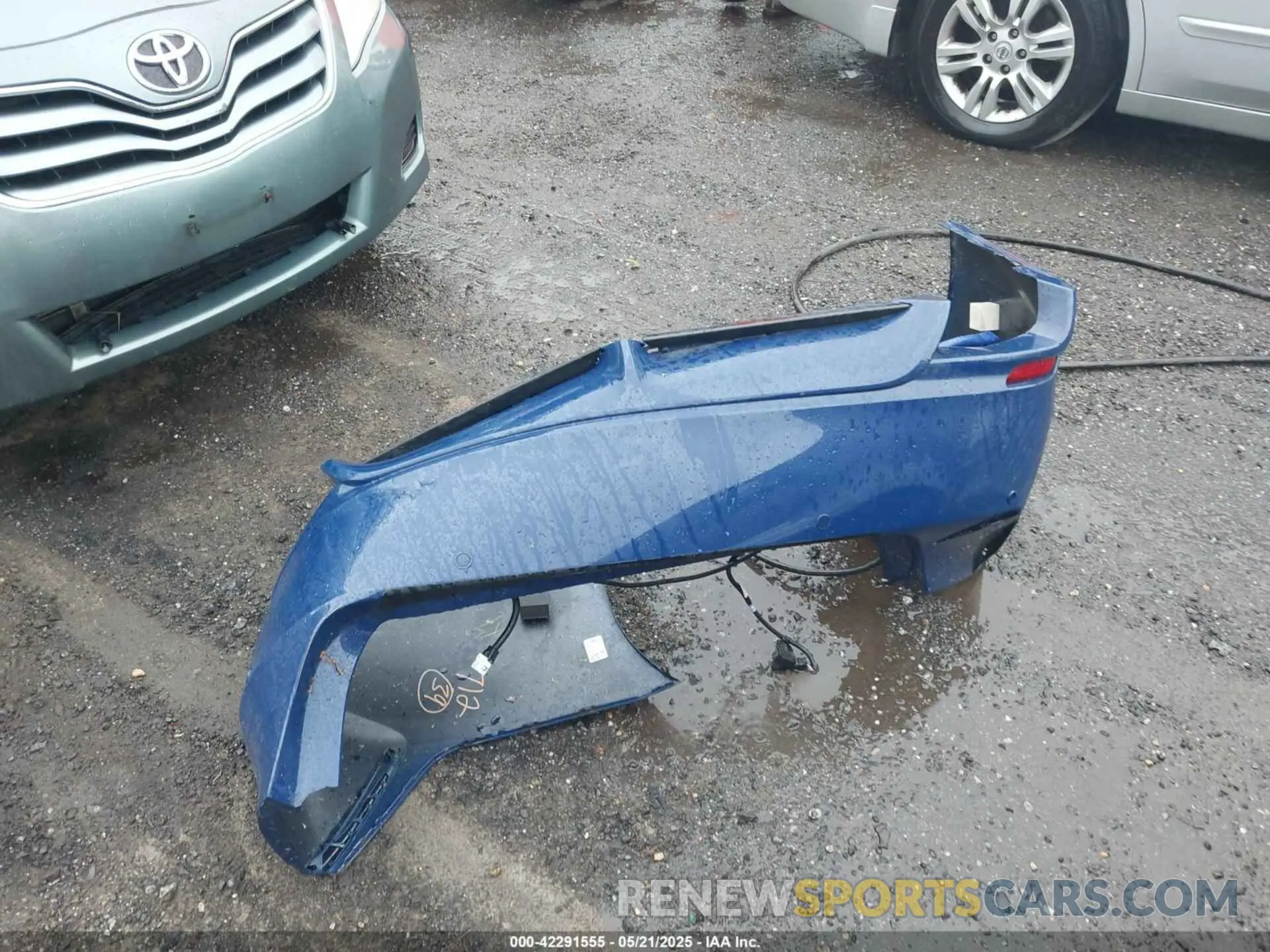 12 Photograph of a damaged car 4T1KZ1AK1RU103711 TOYOTA CAMRY 2024