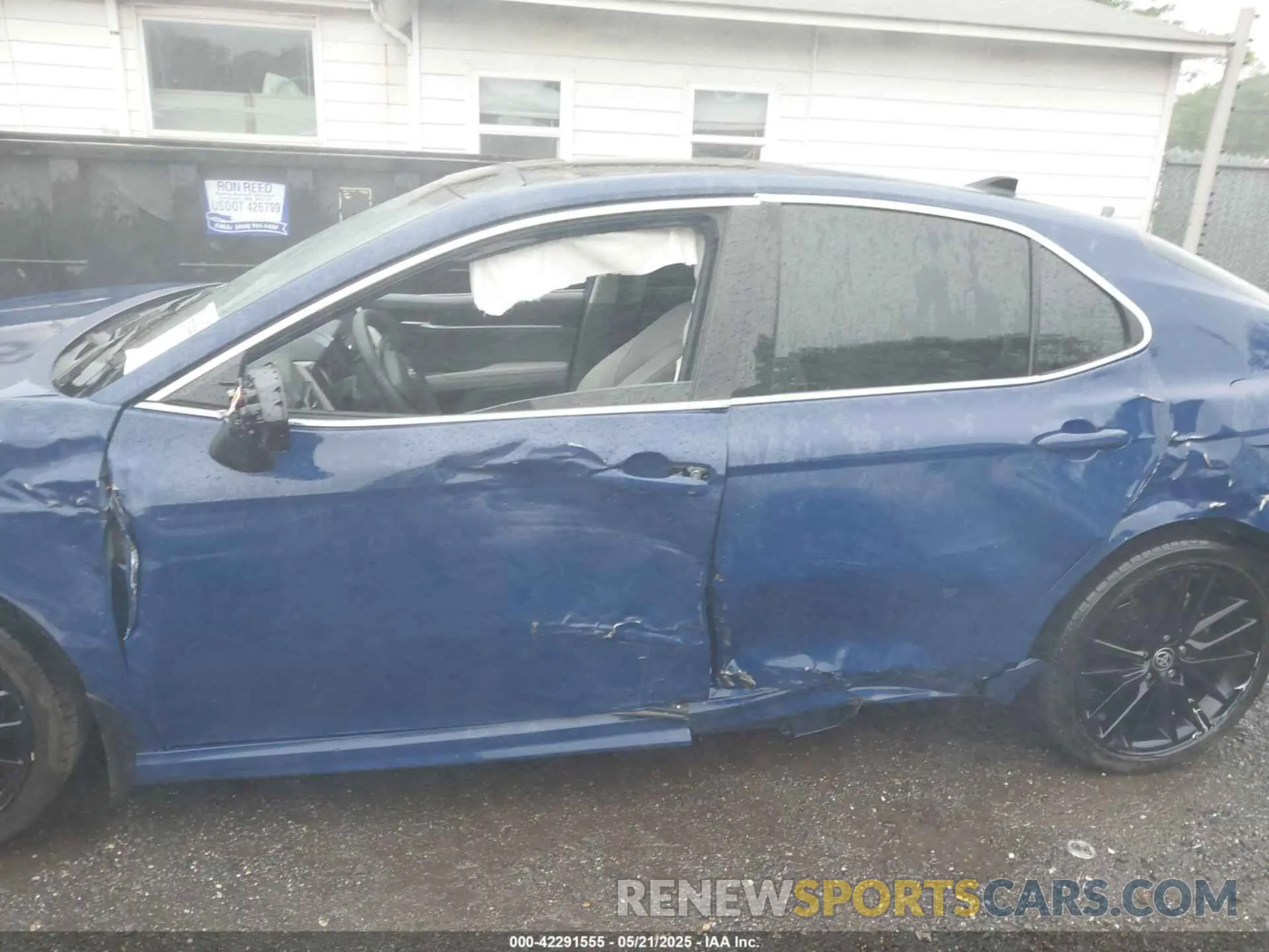 15 Photograph of a damaged car 4T1KZ1AK1RU103711 TOYOTA CAMRY 2024