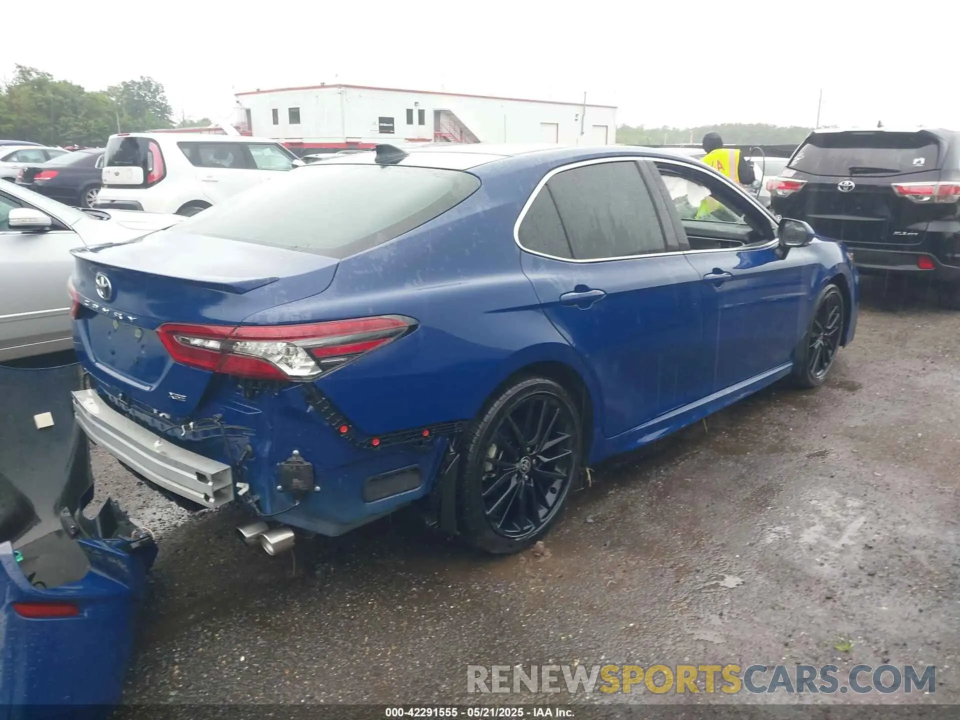 4 Photograph of a damaged car 4T1KZ1AK1RU103711 TOYOTA CAMRY 2024