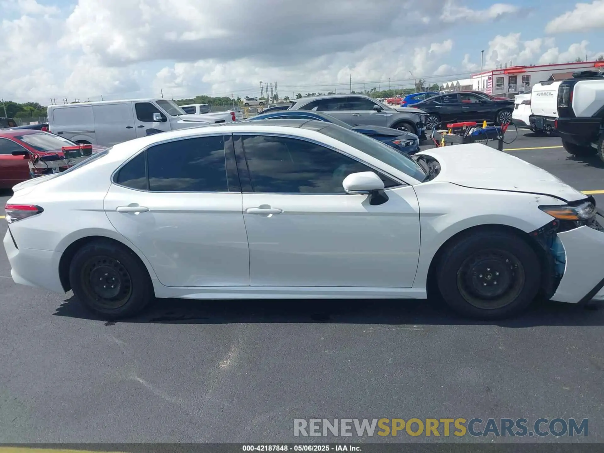 13 Photograph of a damaged car 4T1KZ1AK2RU098373 TOYOTA CAMRY 2024