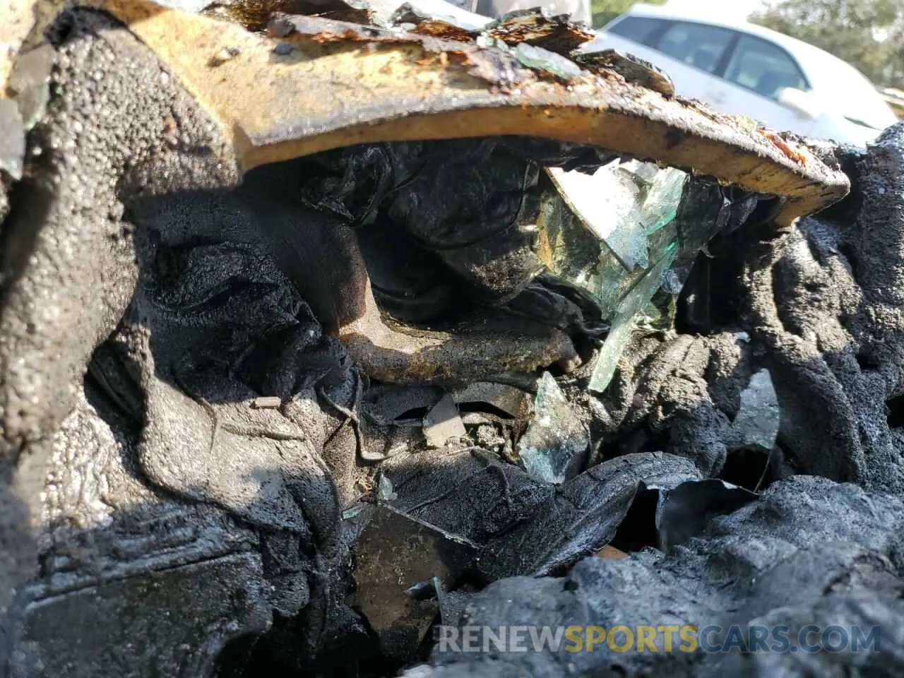 9 Photograph of a damaged car 4T1KZ1AK2RU104091 TOYOTA CAMRY 2024