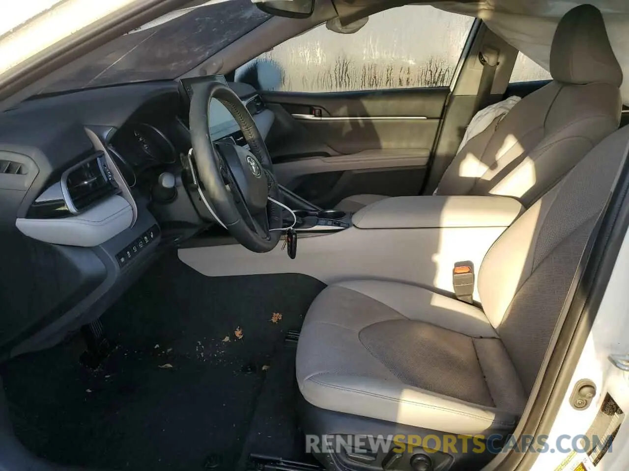 7 Photograph of a damaged car 4T1KZ1AK3RU093215 TOYOTA CAMRY 2024