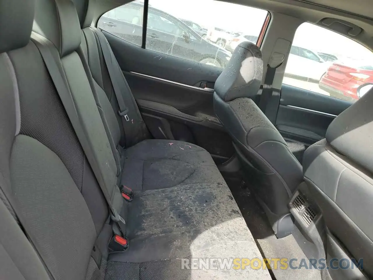 10 Photograph of a damaged car 4T1KZ1AK3RU093733 TOYOTA CAMRY 2024