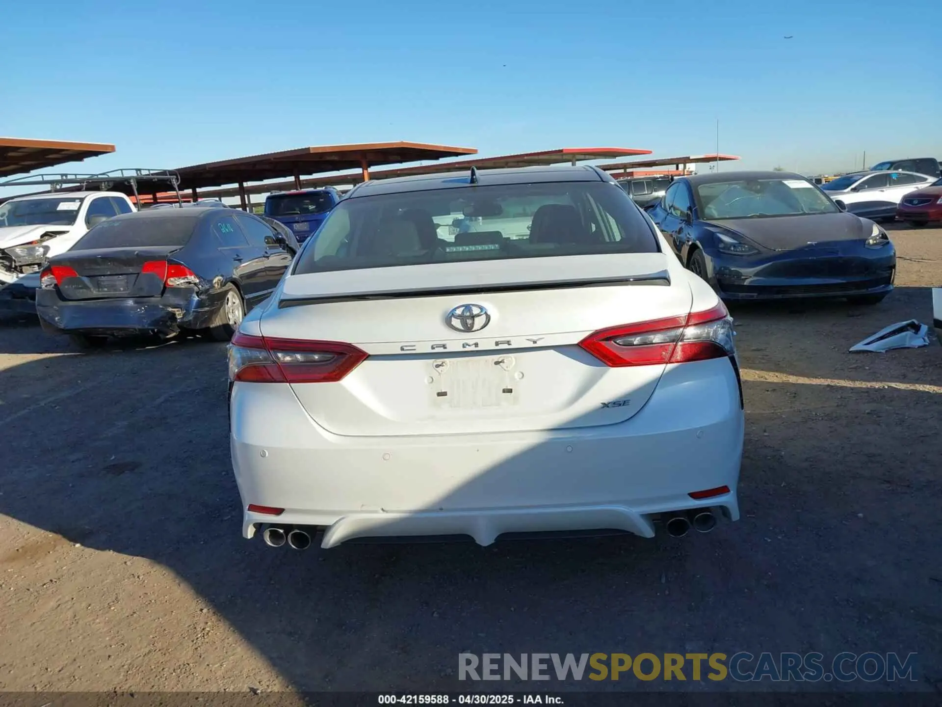 17 Photograph of a damaged car 4T1KZ1AK5RU090039 TOYOTA CAMRY 2024