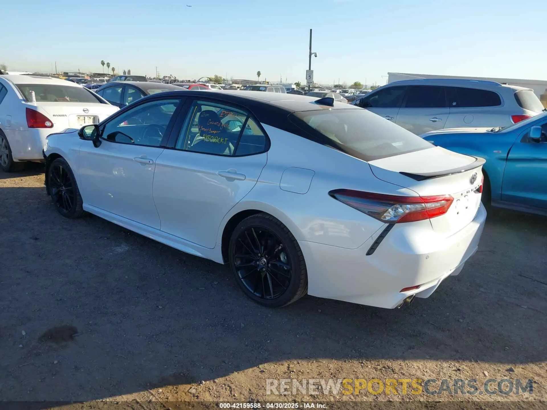 3 Photograph of a damaged car 4T1KZ1AK5RU090039 TOYOTA CAMRY 2024