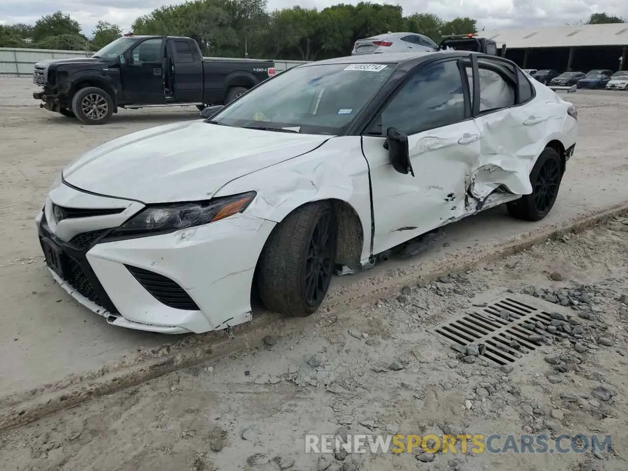 1 Photograph of a damaged car 4T1KZ1AK5RU095354 TOYOTA CAMRY 2024