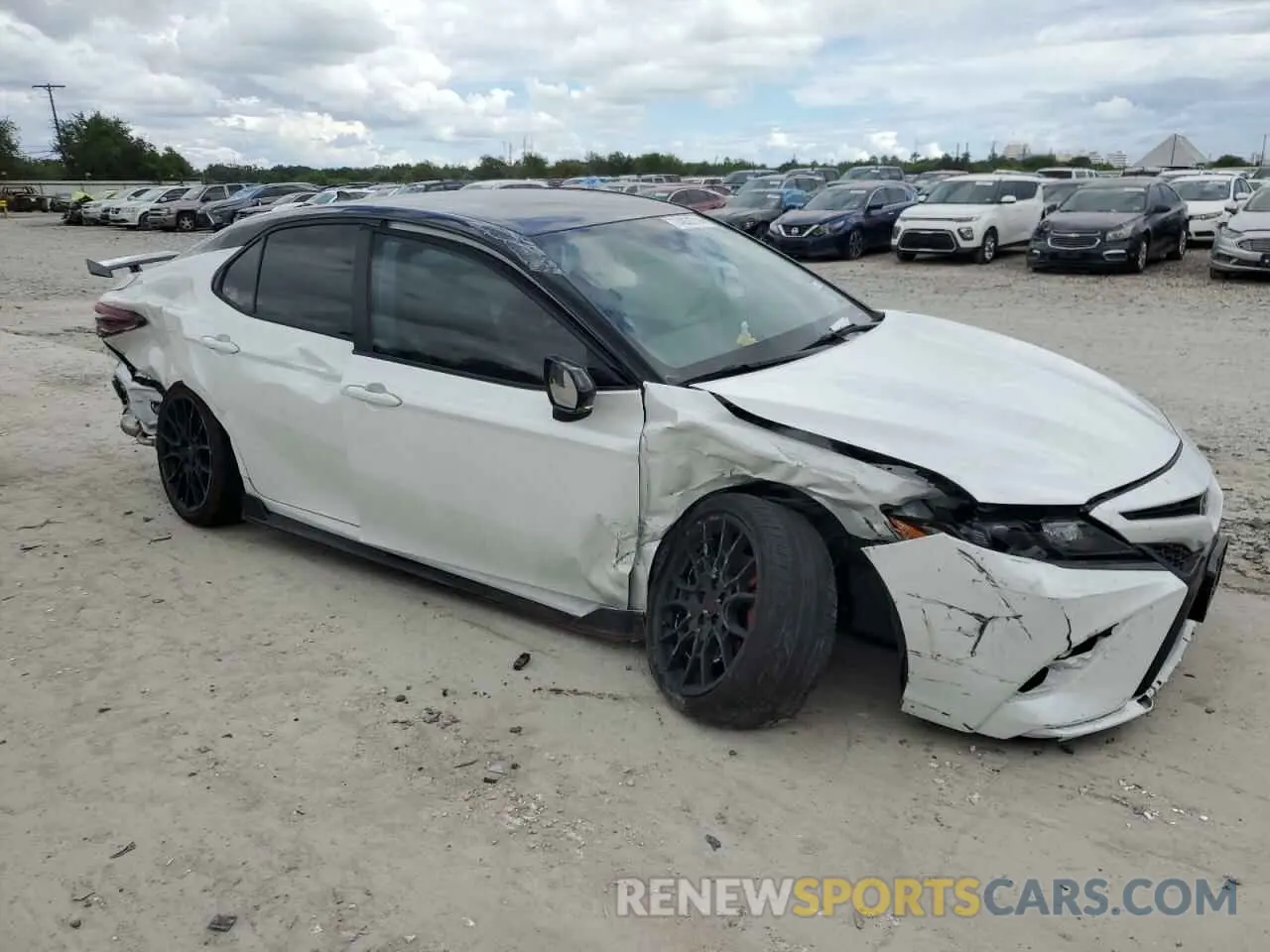 4 Photograph of a damaged car 4T1KZ1AK5RU095354 TOYOTA CAMRY 2024