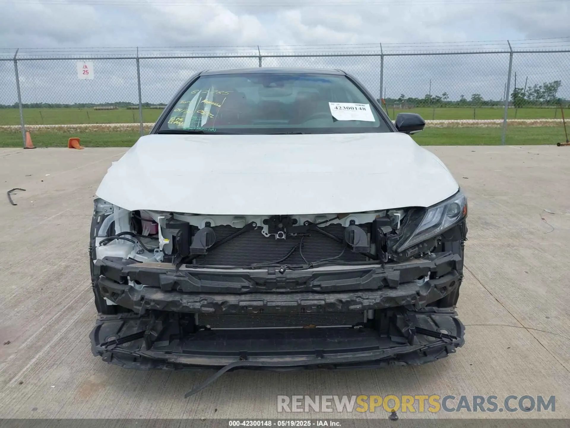 12 Photograph of a damaged car 4T1KZ1AK6RU093662 TOYOTA CAMRY 2024