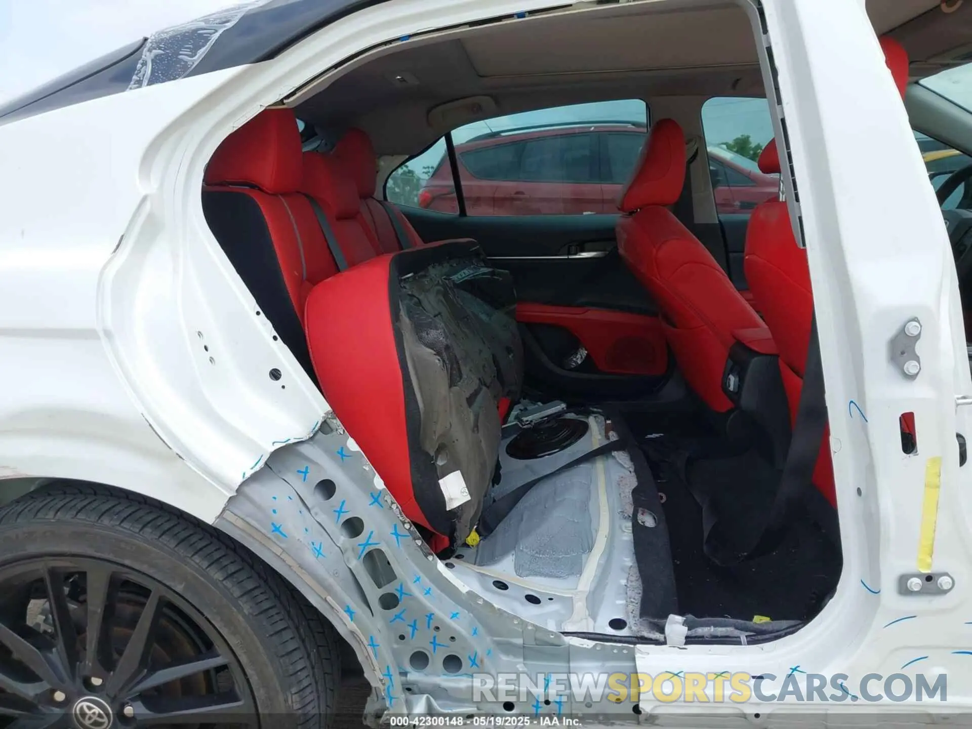 8 Photograph of a damaged car 4T1KZ1AK6RU093662 TOYOTA CAMRY 2024