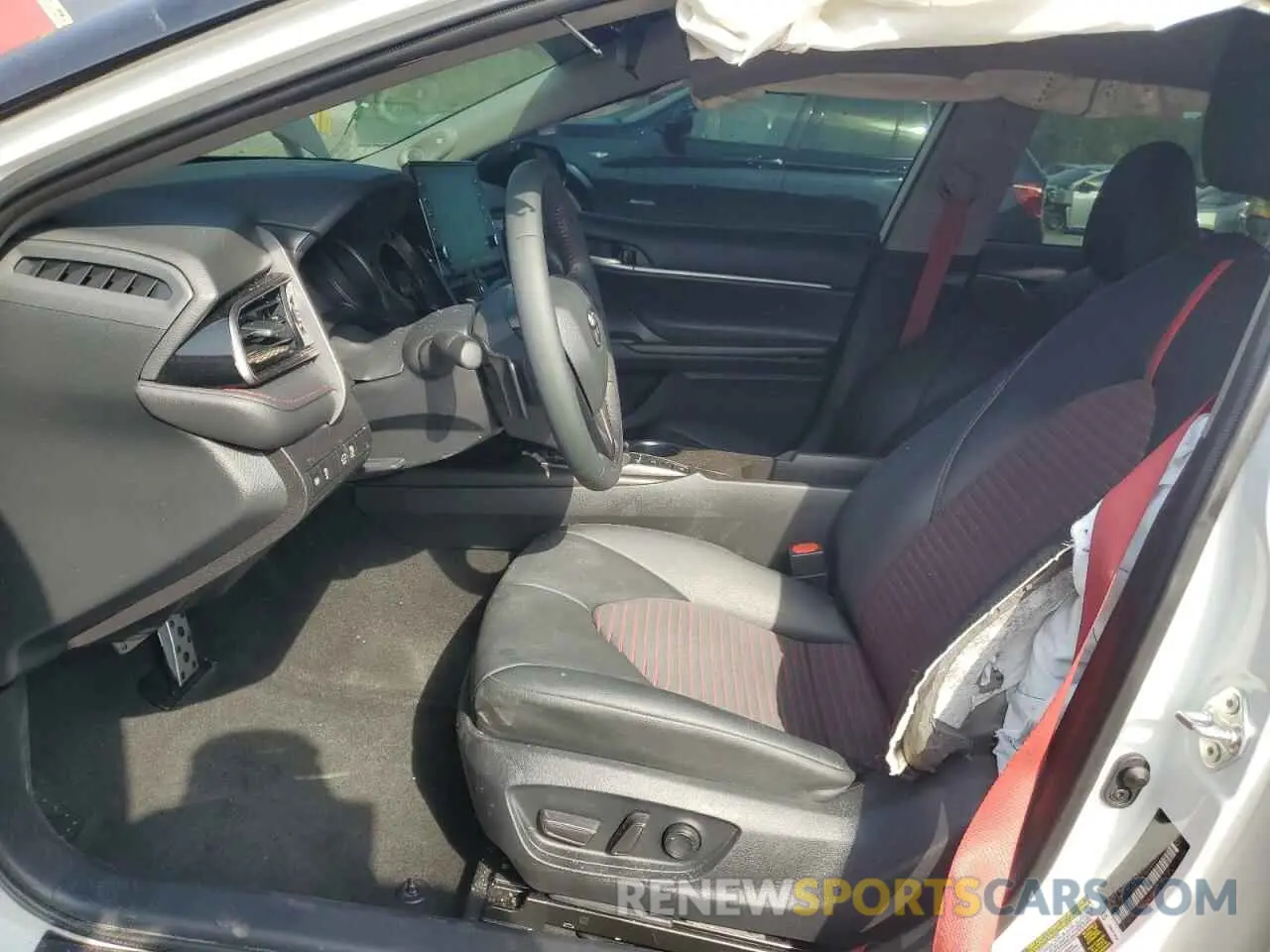 7 Photograph of a damaged car 4T1KZ1AK7RU088485 TOYOTA CAMRY 2024
