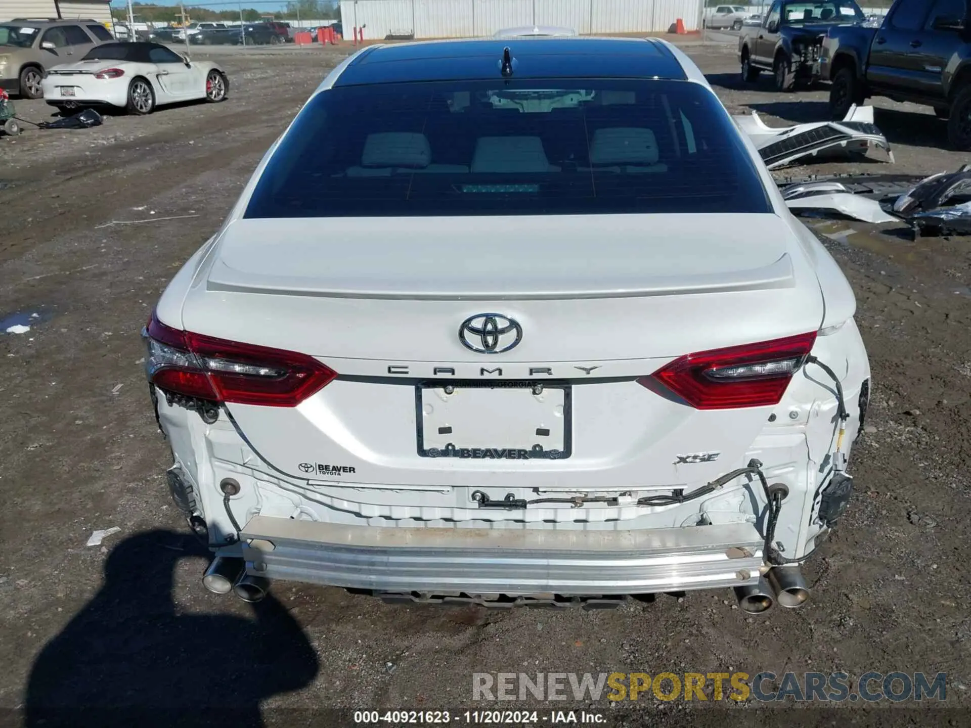 19 Photograph of a damaged car 4T1KZ1AK7RU090236 TOYOTA CAMRY 2024