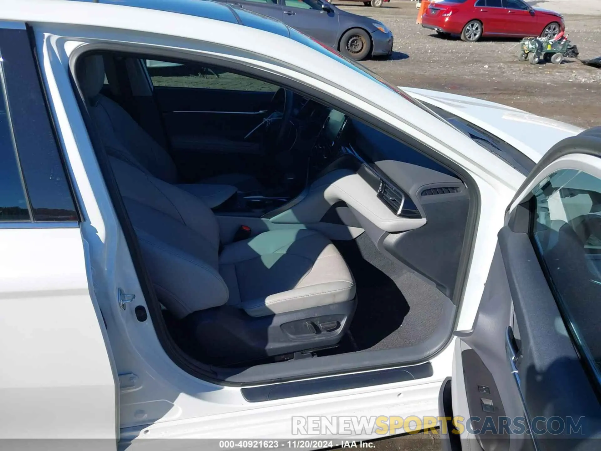 5 Photograph of a damaged car 4T1KZ1AK7RU090236 TOYOTA CAMRY 2024