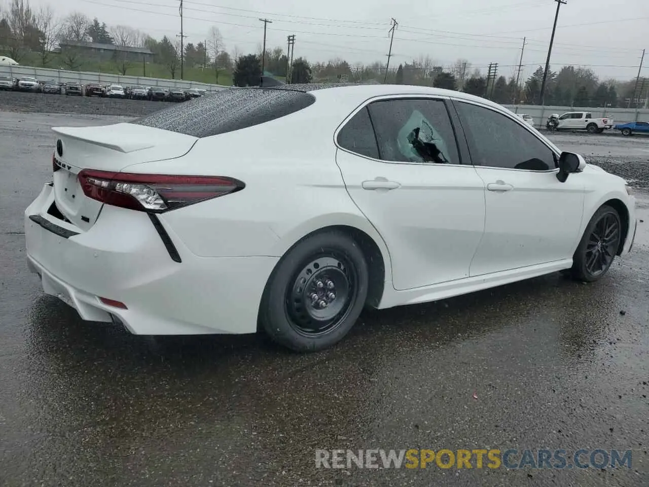 3 Photograph of a damaged car 4T1KZ1AK7RU092682 TOYOTA CAMRY 2024