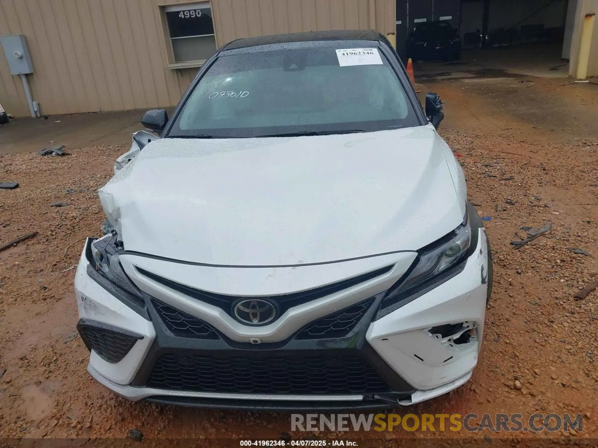 11 Photograph of a damaged car 4T1KZ1AK7RU093010 TOYOTA CAMRY 2024