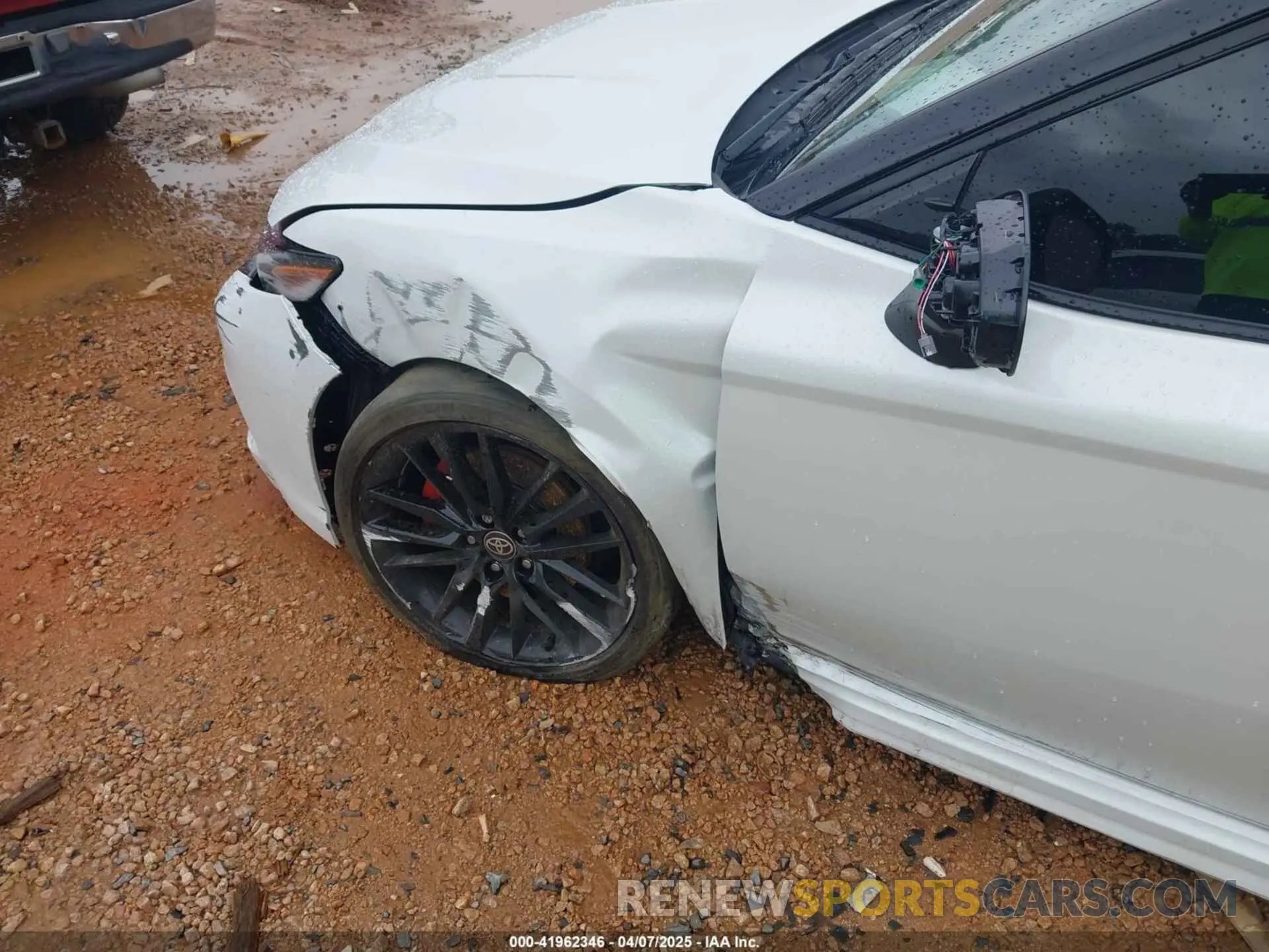 6 Photograph of a damaged car 4T1KZ1AK7RU093010 TOYOTA CAMRY 2024