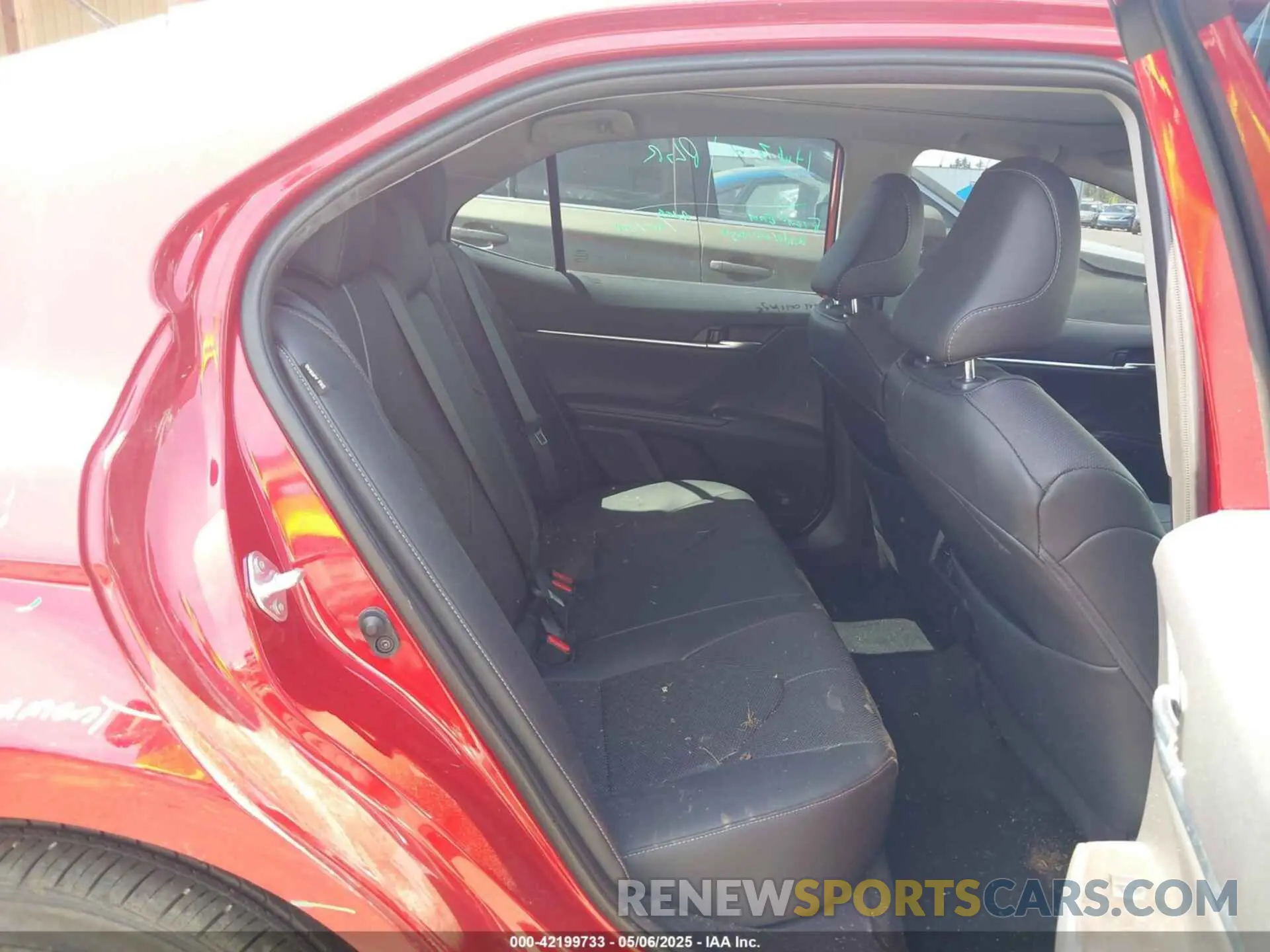 8 Photograph of a damaged car 4T1KZ1AK7RU099969 TOYOTA CAMRY 2024