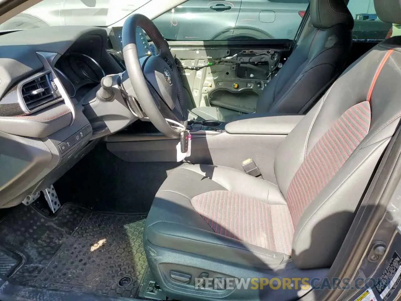 7 Photograph of a damaged car 4T1KZ1AKXRU099240 TOYOTA CAMRY 2024