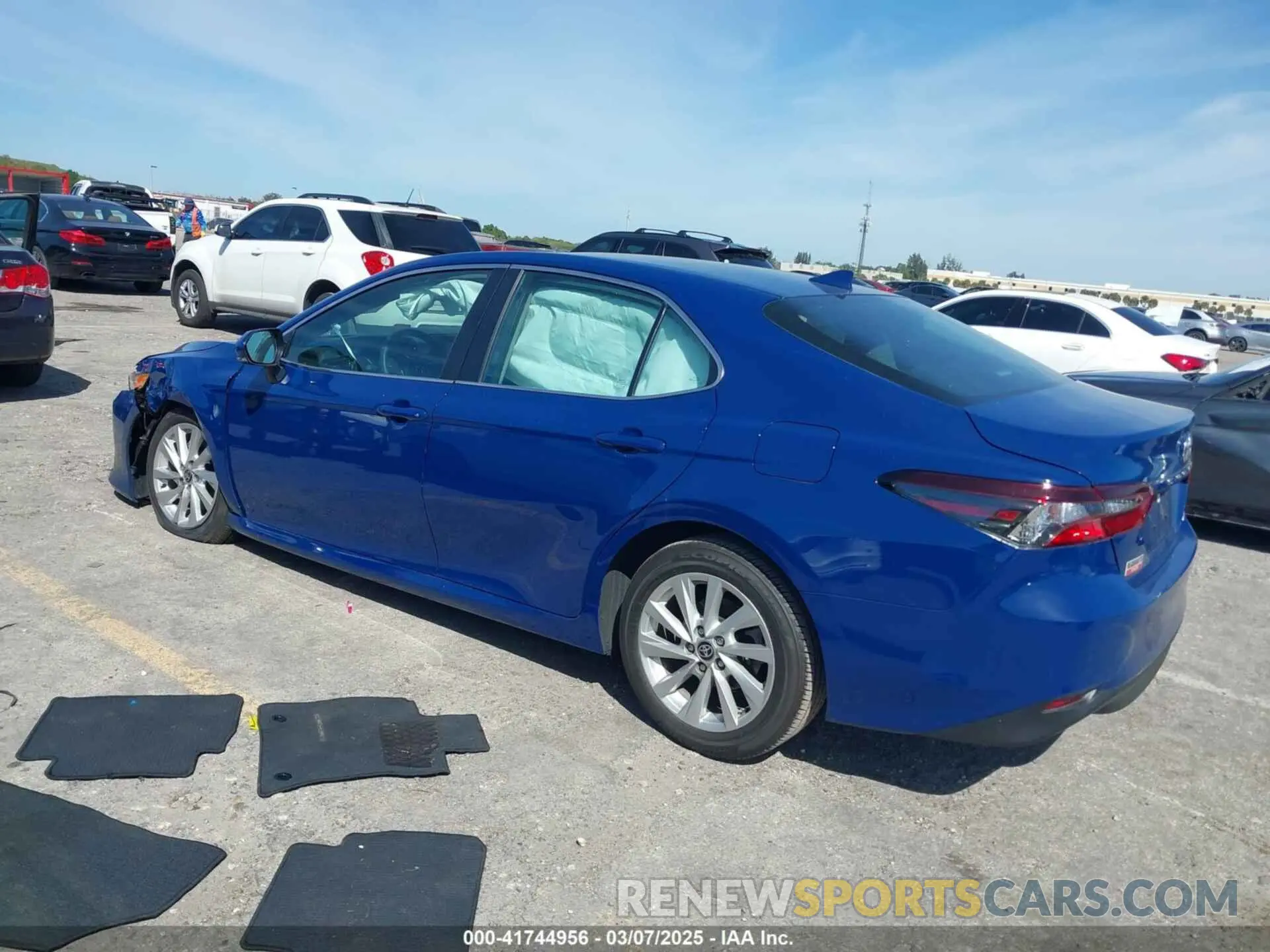 3 Photograph of a damaged car 4T1R11AK0RU239589 TOYOTA CAMRY 2024