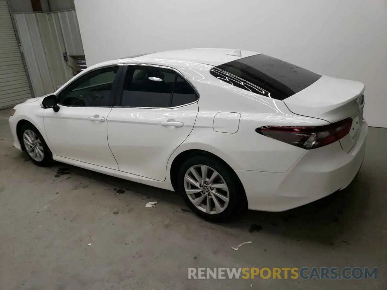 2 Photograph of a damaged car 4T1R11AK0RU260300 TOYOTA CAMRY 2024