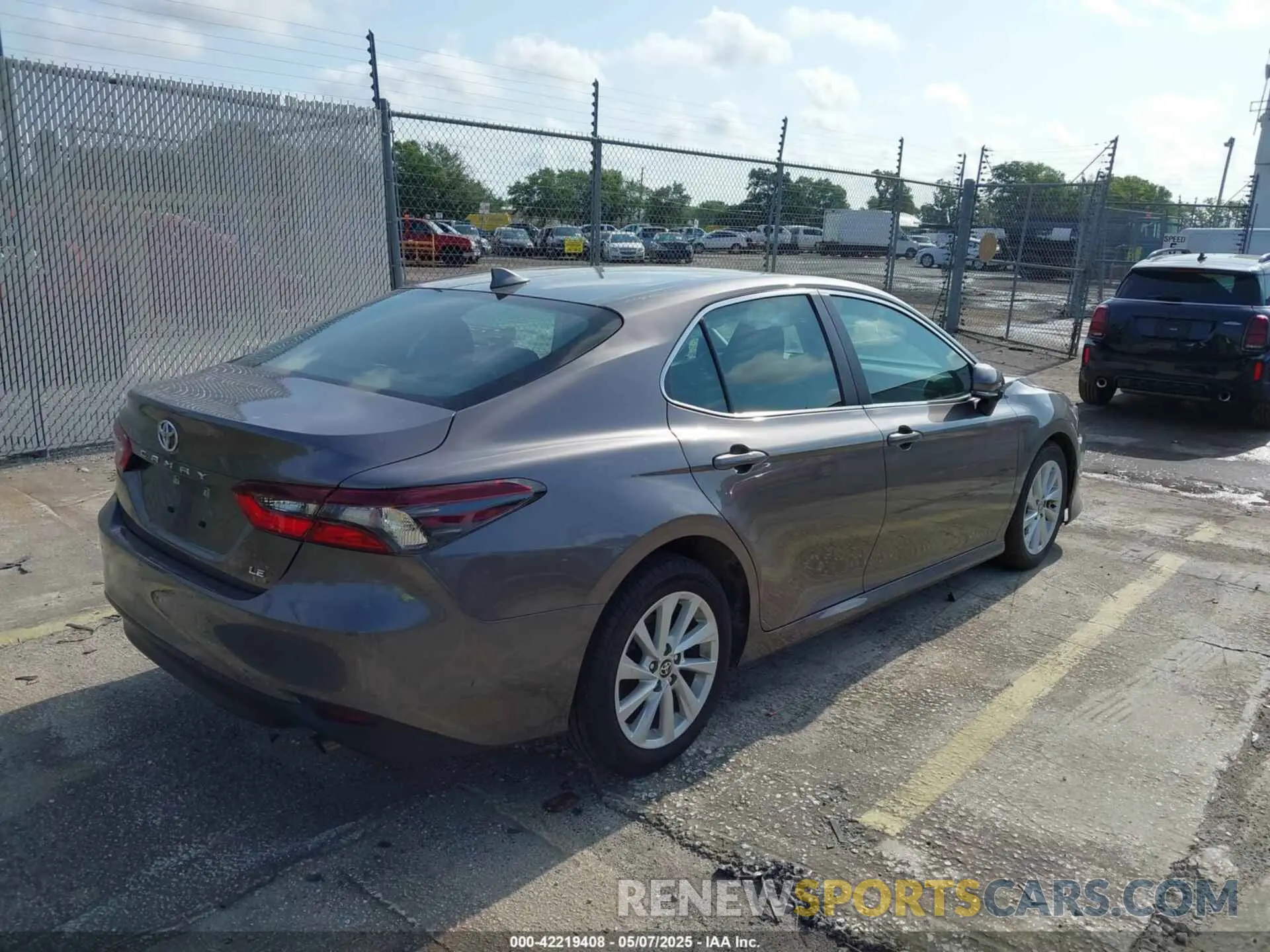 4 Photograph of a damaged car 4T1R11AK3RU216016 TOYOTA CAMRY 2024