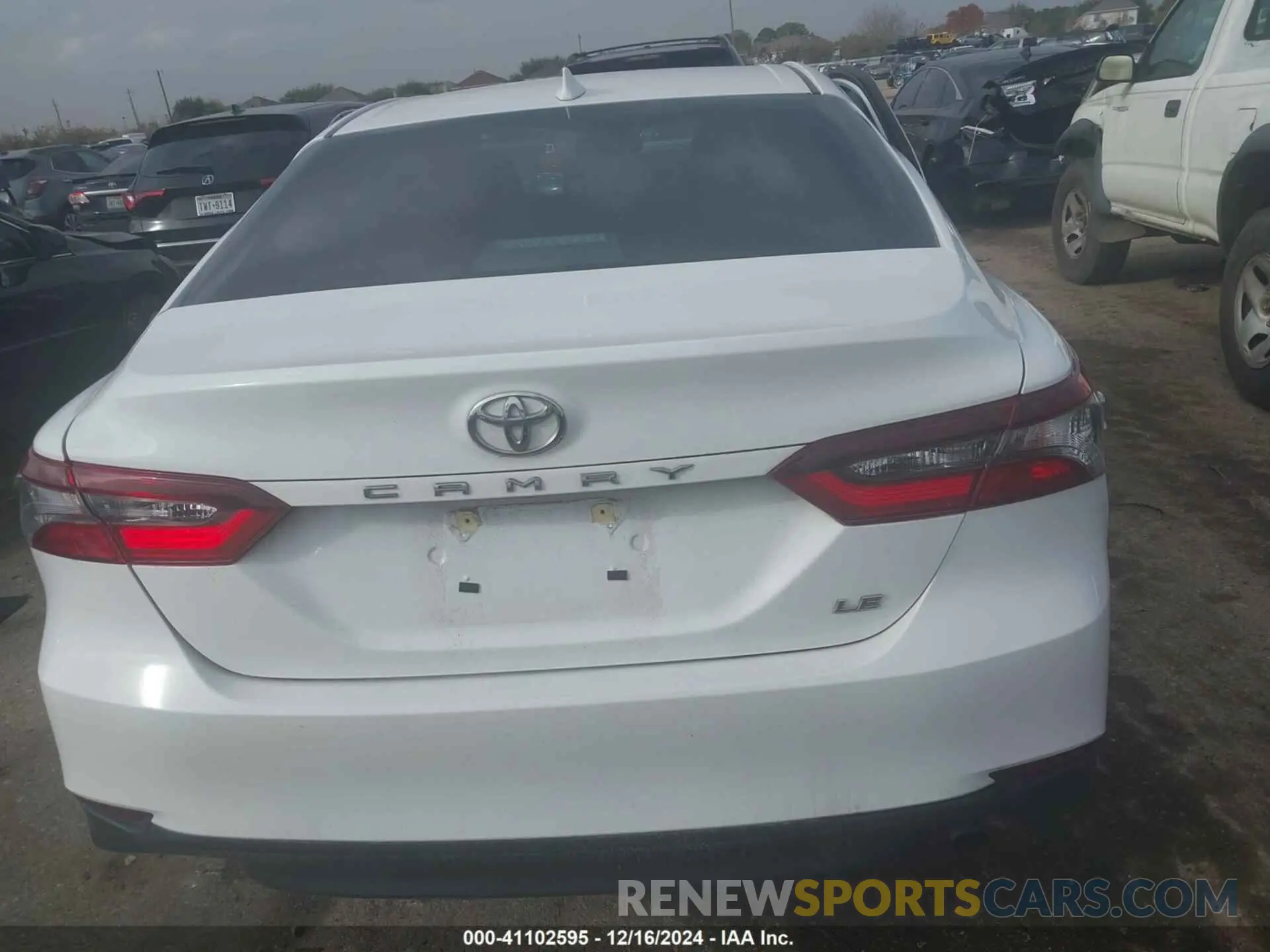 16 Photograph of a damaged car 4T1R11AK3RU225203 TOYOTA CAMRY 2024