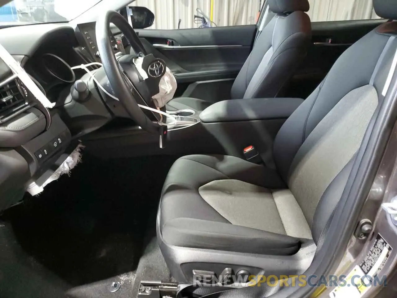 7 Photograph of a damaged car 4T1R11AK4RU215344 TOYOTA CAMRY 2024