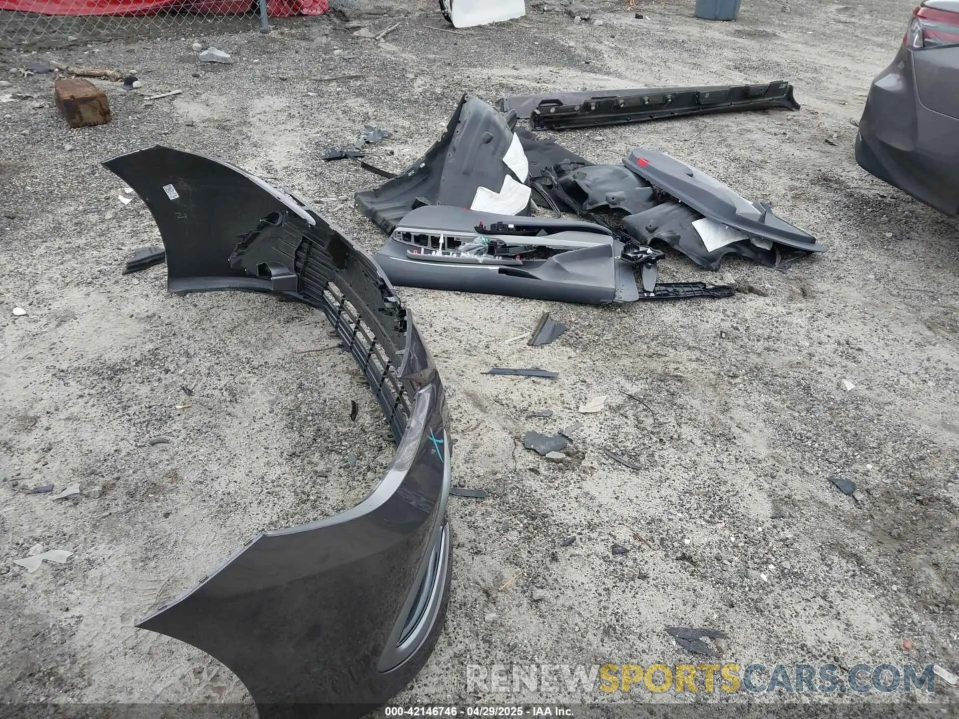 12 Photograph of a damaged car 4T1R11AK5RU253598 TOYOTA CAMRY 2024