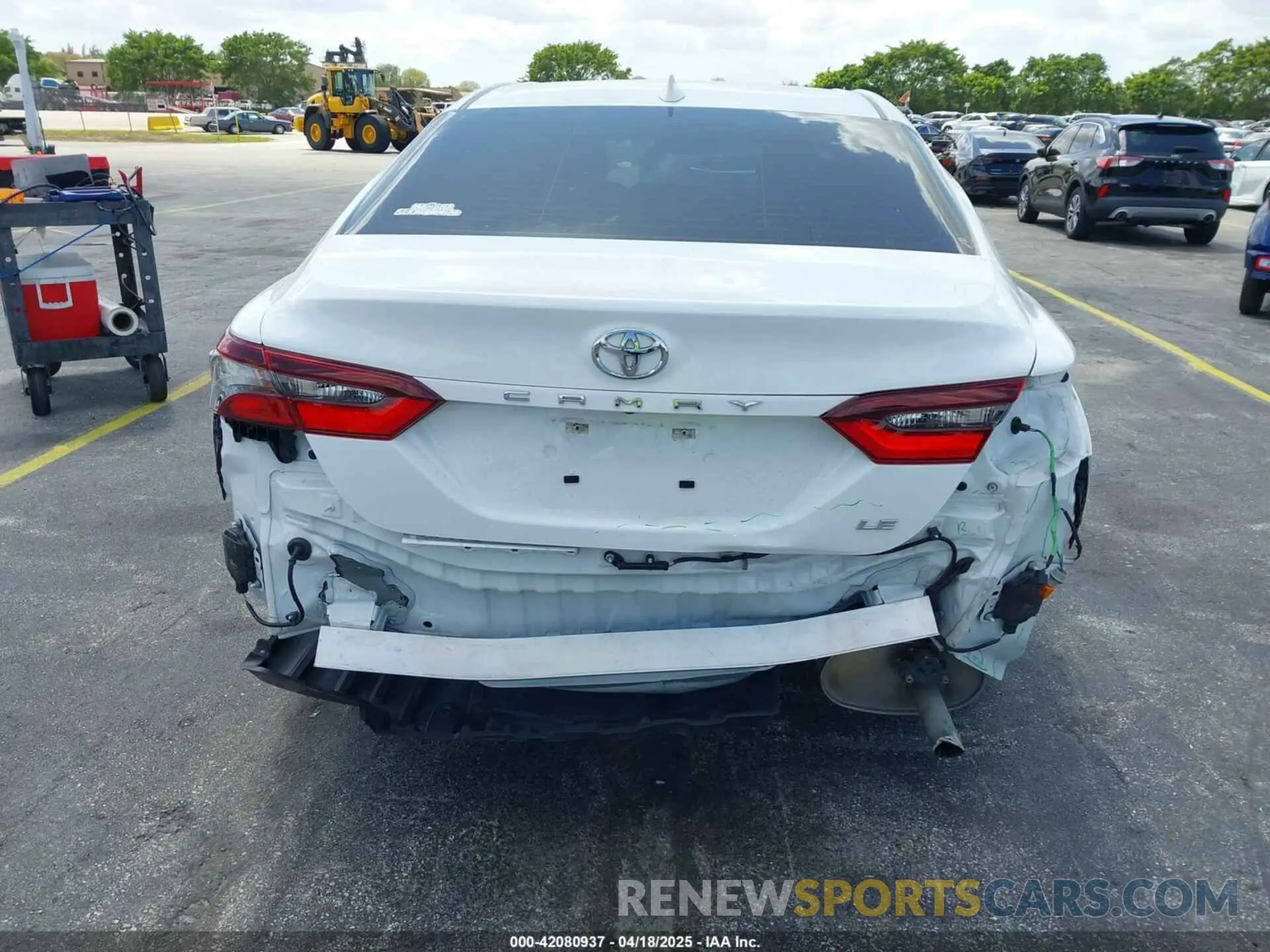 6 Photograph of a damaged car 4T1R11AK5RU881936 TOYOTA CAMRY 2024