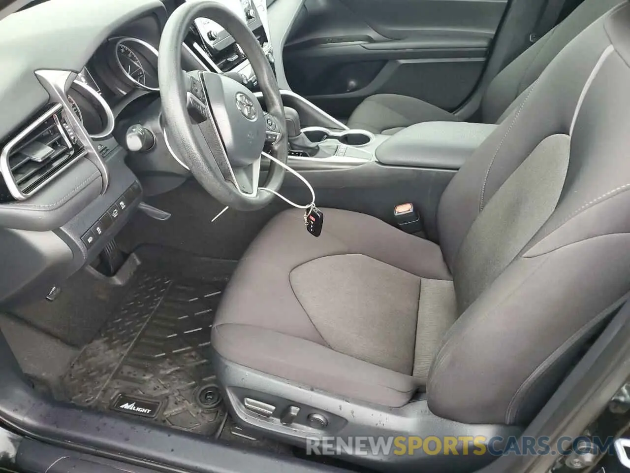 7 Photograph of a damaged car 4T1R11AK6RU243288 TOYOTA CAMRY 2024