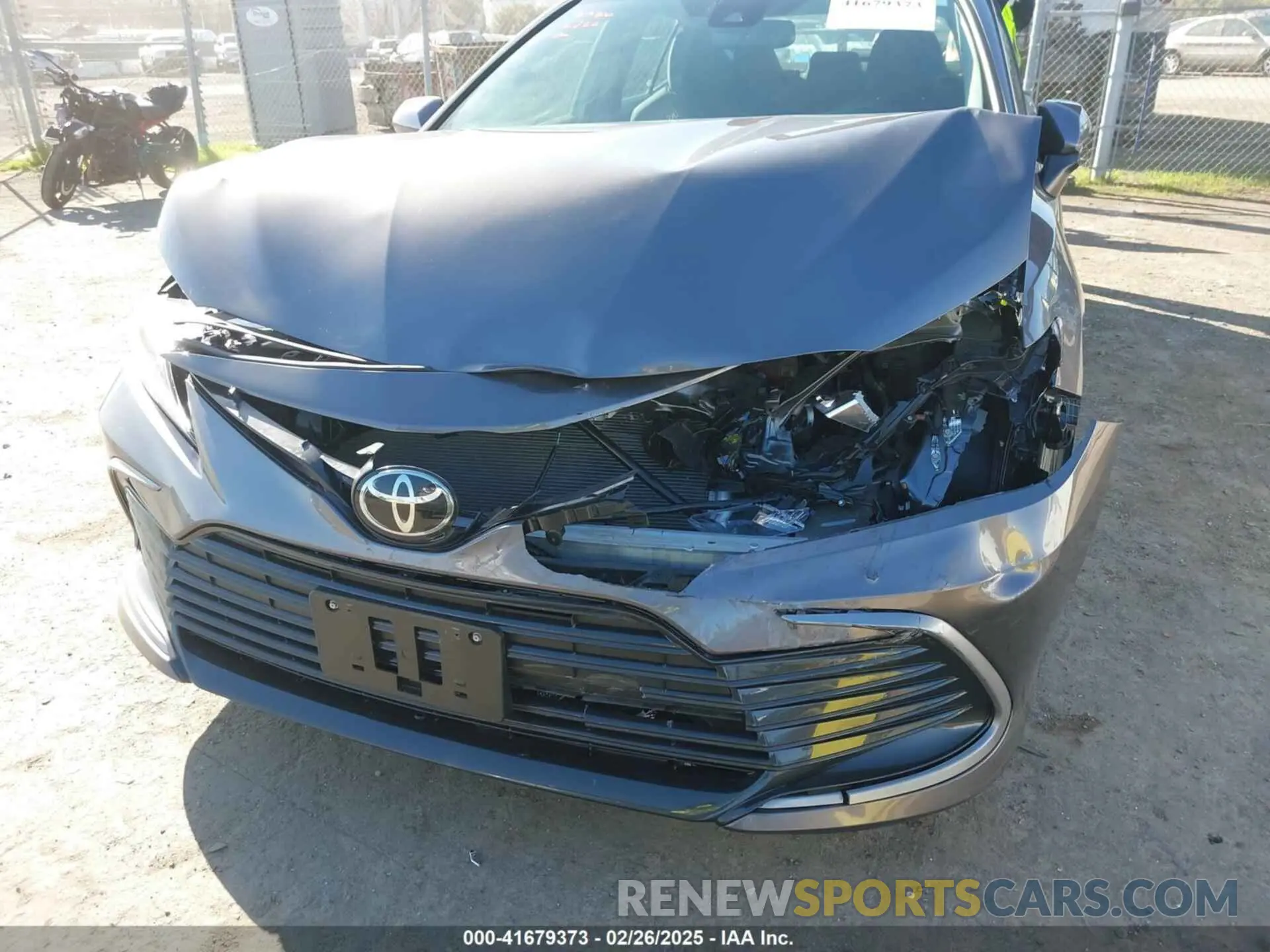 6 Photograph of a damaged car 4T1R11AK6RU880469 TOYOTA CAMRY 2024