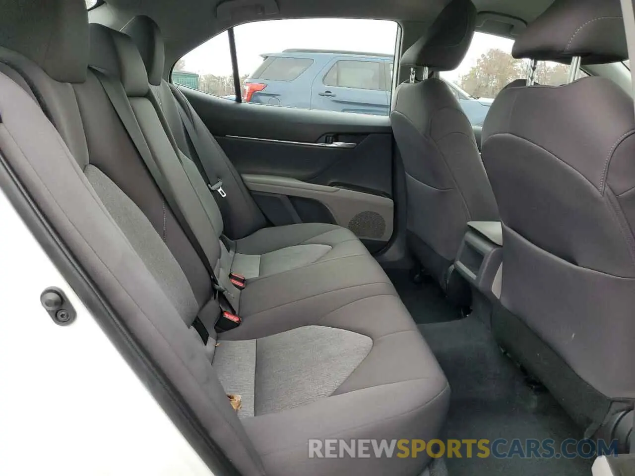 10 Photograph of a damaged car 4T1R11AK6RU881315 TOYOTA CAMRY 2024
