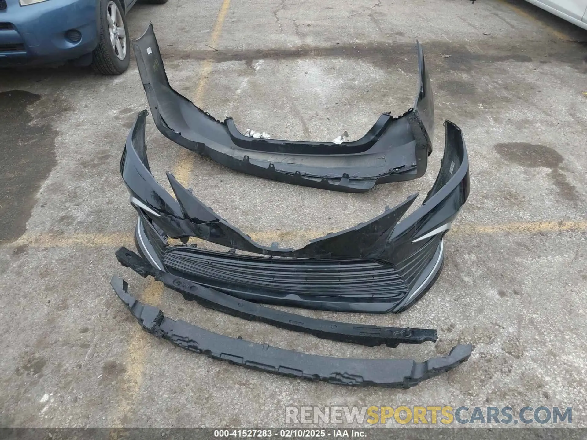 12 Photograph of a damaged car 4T1R11AK7RU200451 TOYOTA CAMRY 2024