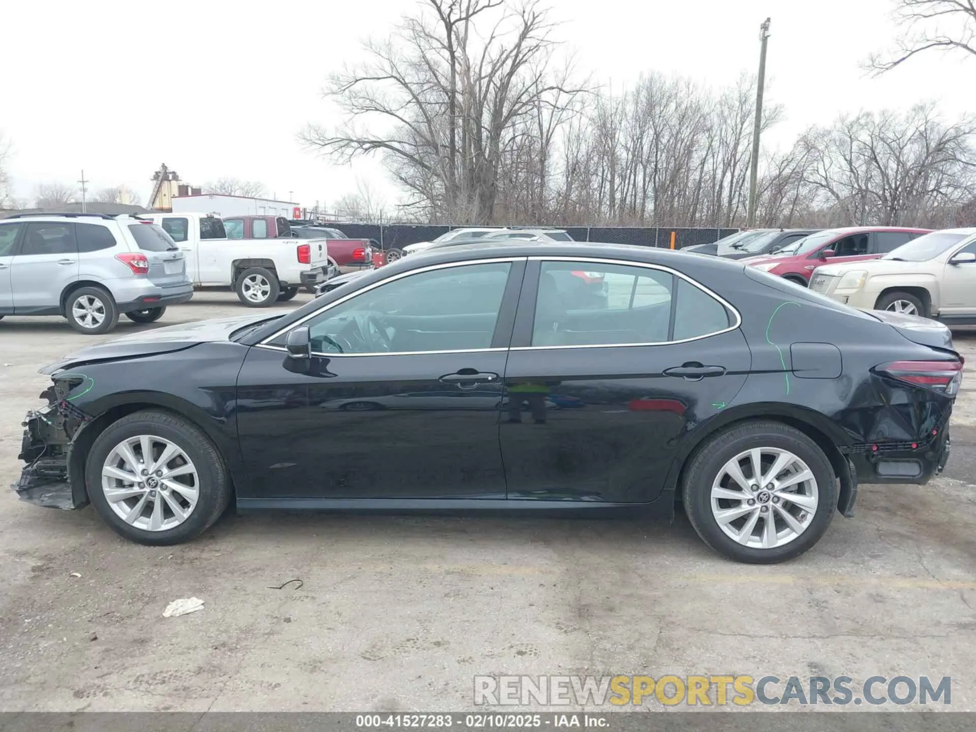15 Photograph of a damaged car 4T1R11AK7RU200451 TOYOTA CAMRY 2024