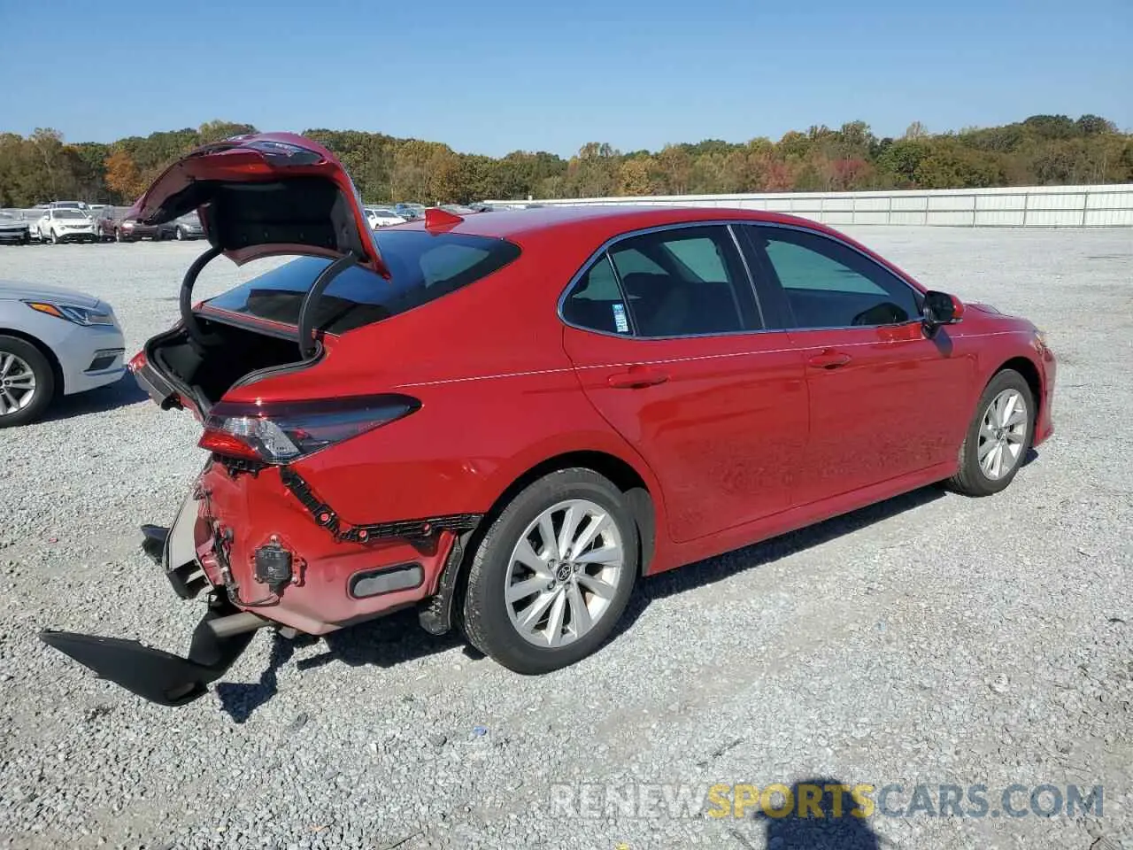 3 Photograph of a damaged car 4T1R11AK7RU210414 TOYOTA CAMRY 2024