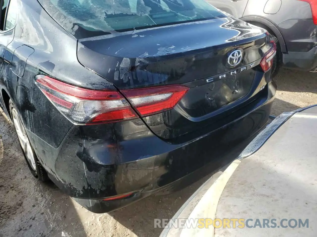 6 Photograph of a damaged car 4T1R11AK9RU224606 TOYOTA CAMRY 2024