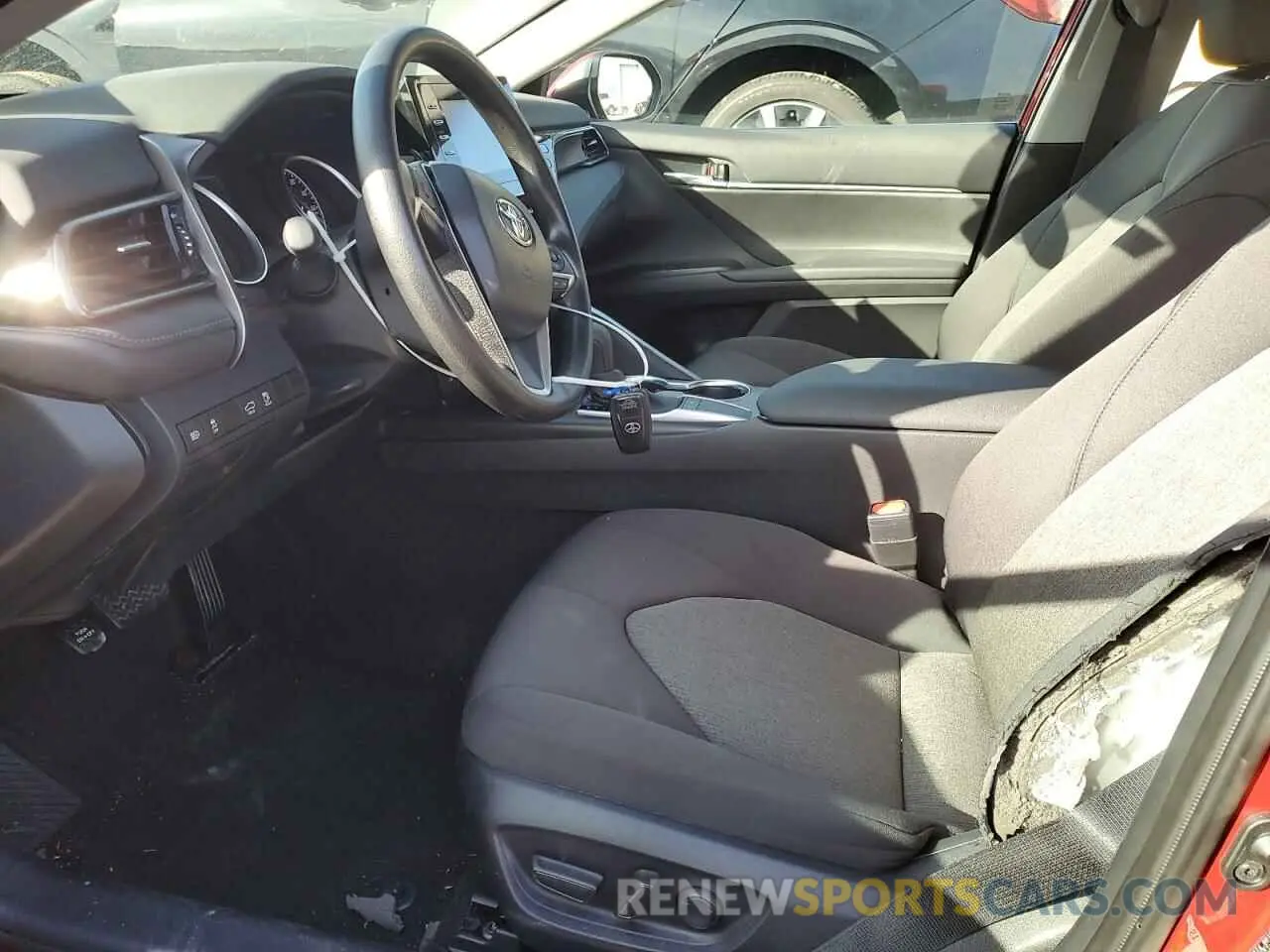 7 Photograph of a damaged car 4T1R11AK9RU225822 TOYOTA CAMRY 2024