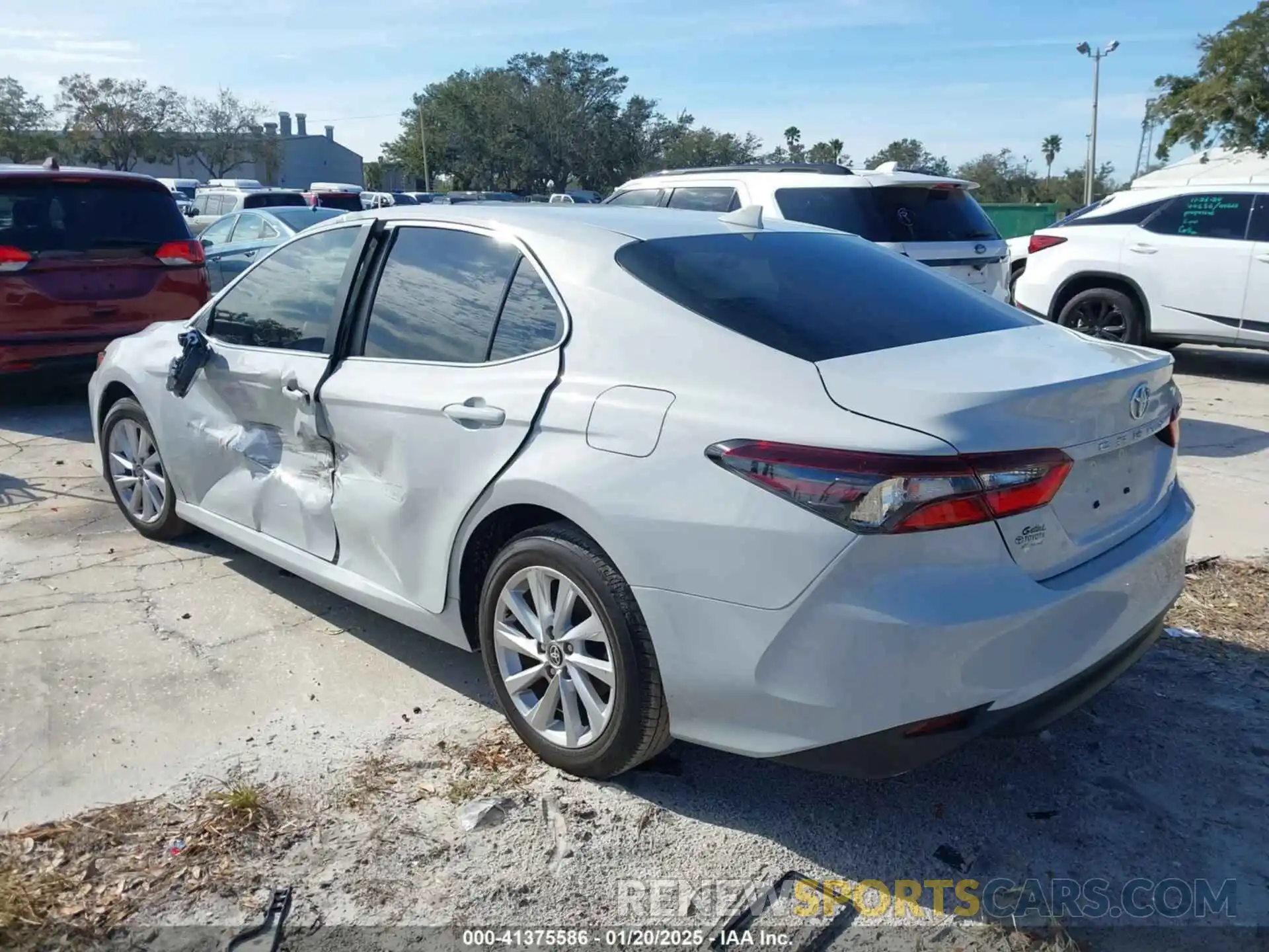 3 Photograph of a damaged car 4T1R11AK9RU248677 TOYOTA CAMRY 2024