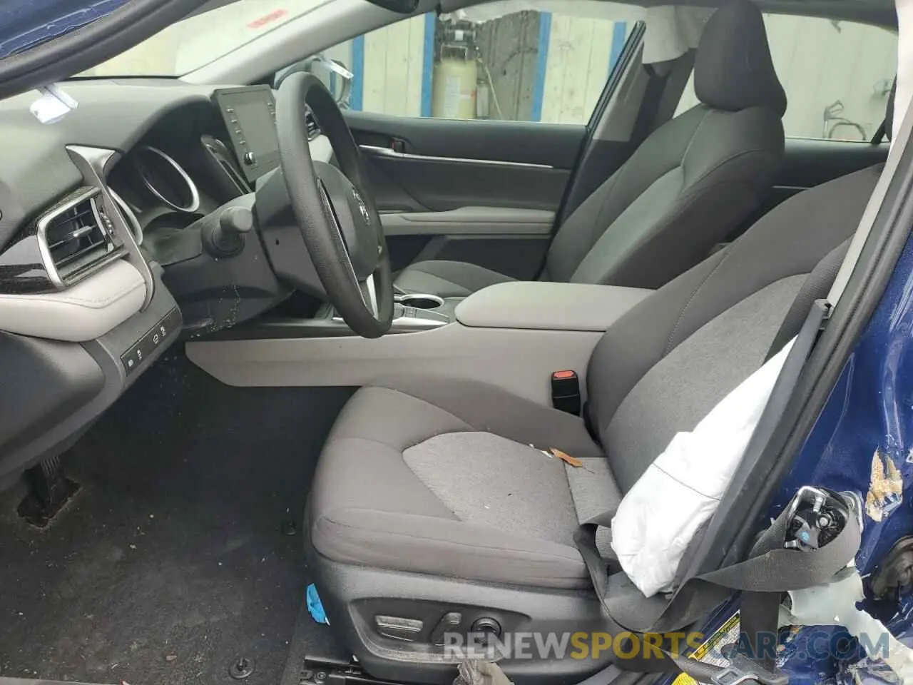 7 Photograph of a damaged car 4T1R11AK9RU252969 TOYOTA CAMRY 2024