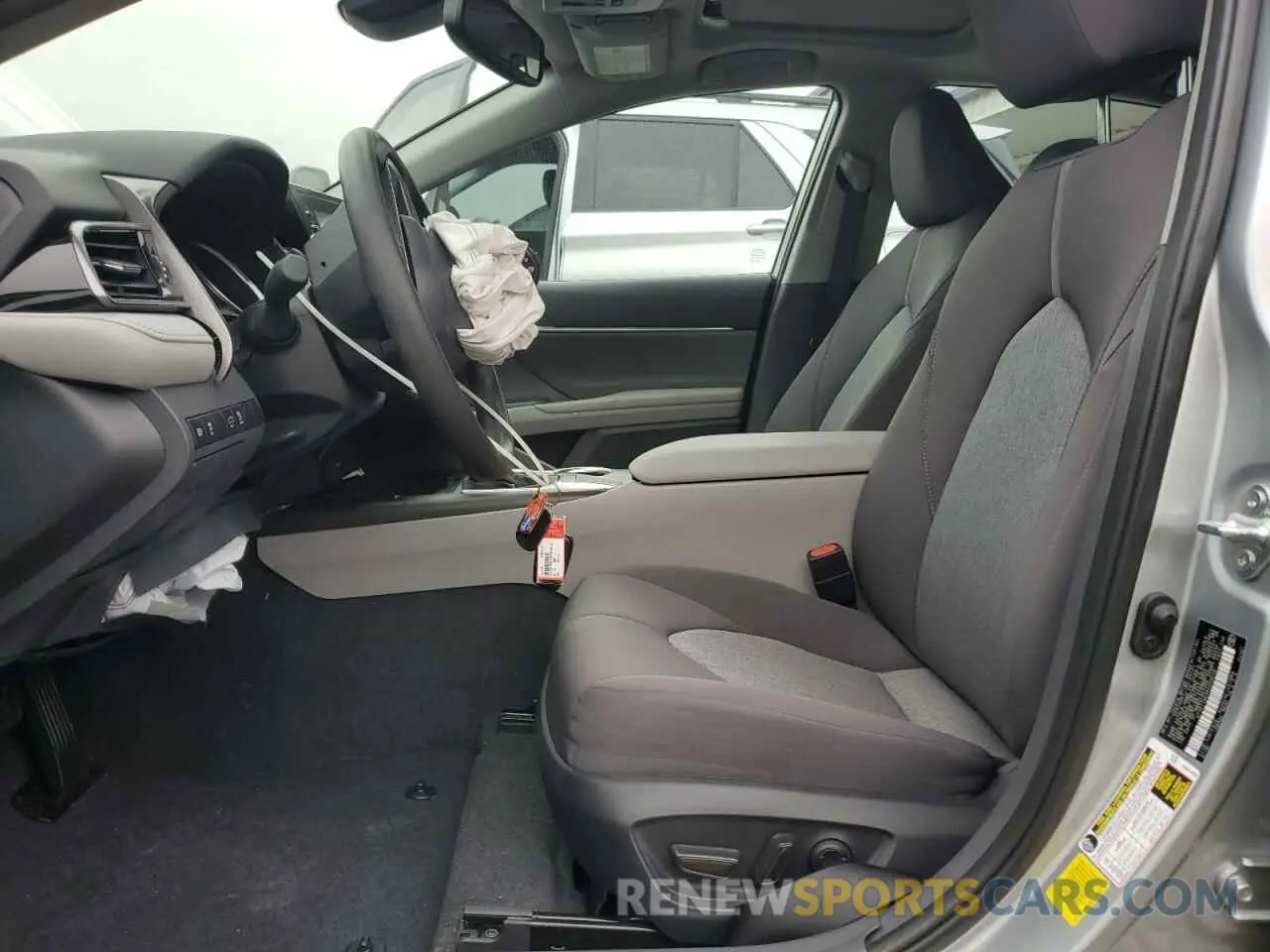 7 Photograph of a damaged car 4T1R11AK9RU259548 TOYOTA CAMRY 2024