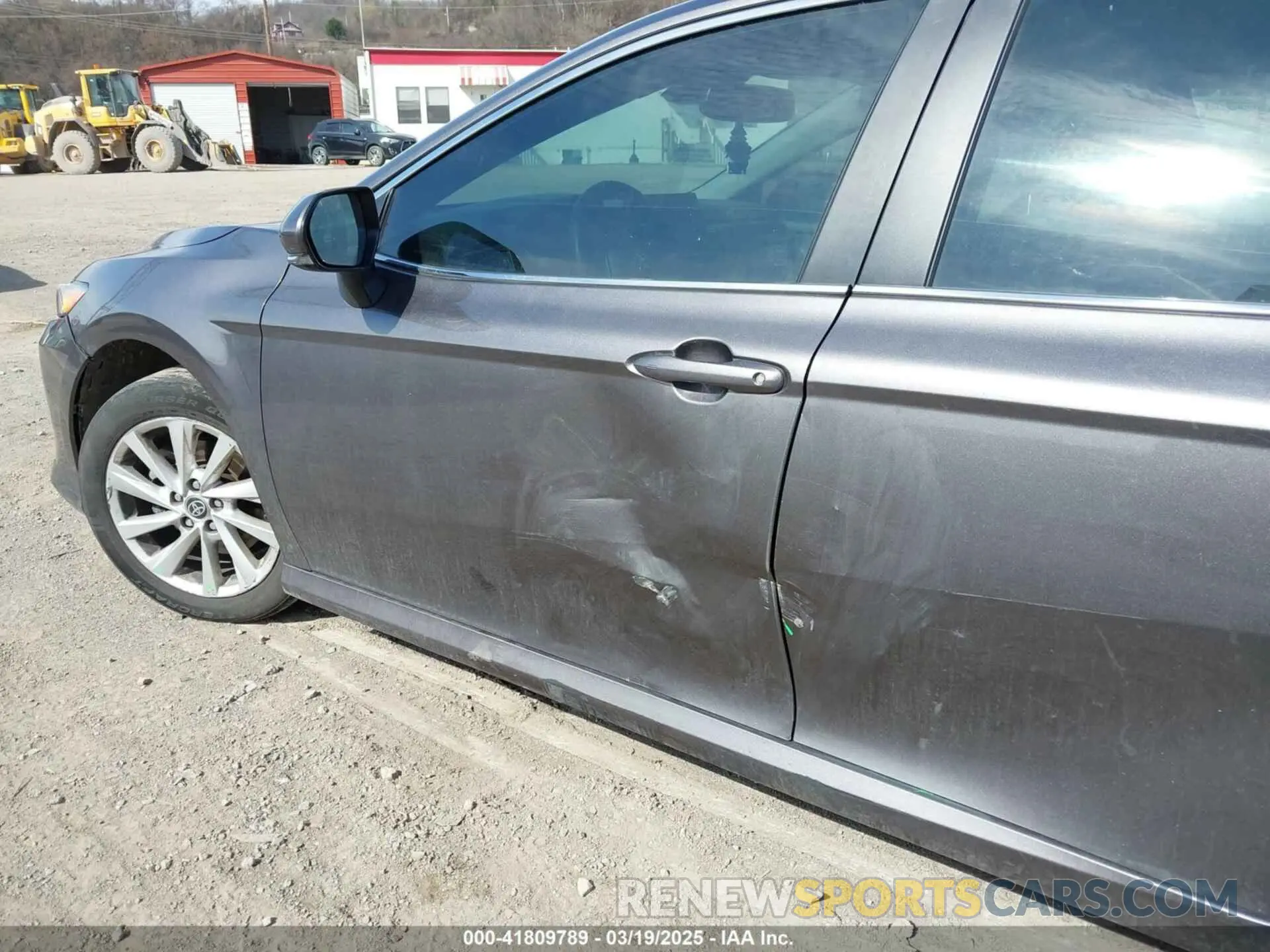 6 Photograph of a damaged car 4T1R11AK9RU864461 TOYOTA CAMRY 2024