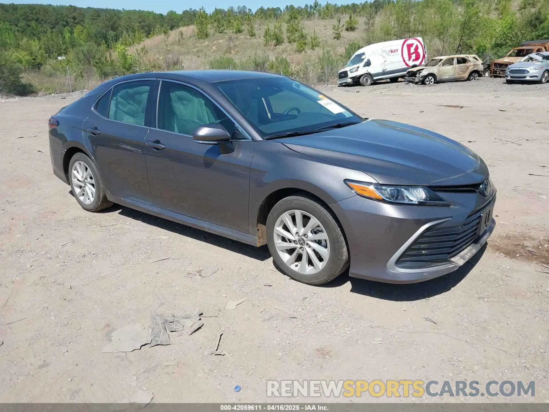 1 Photograph of a damaged car 4T1R11AK9RU876271 TOYOTA CAMRY 2024
