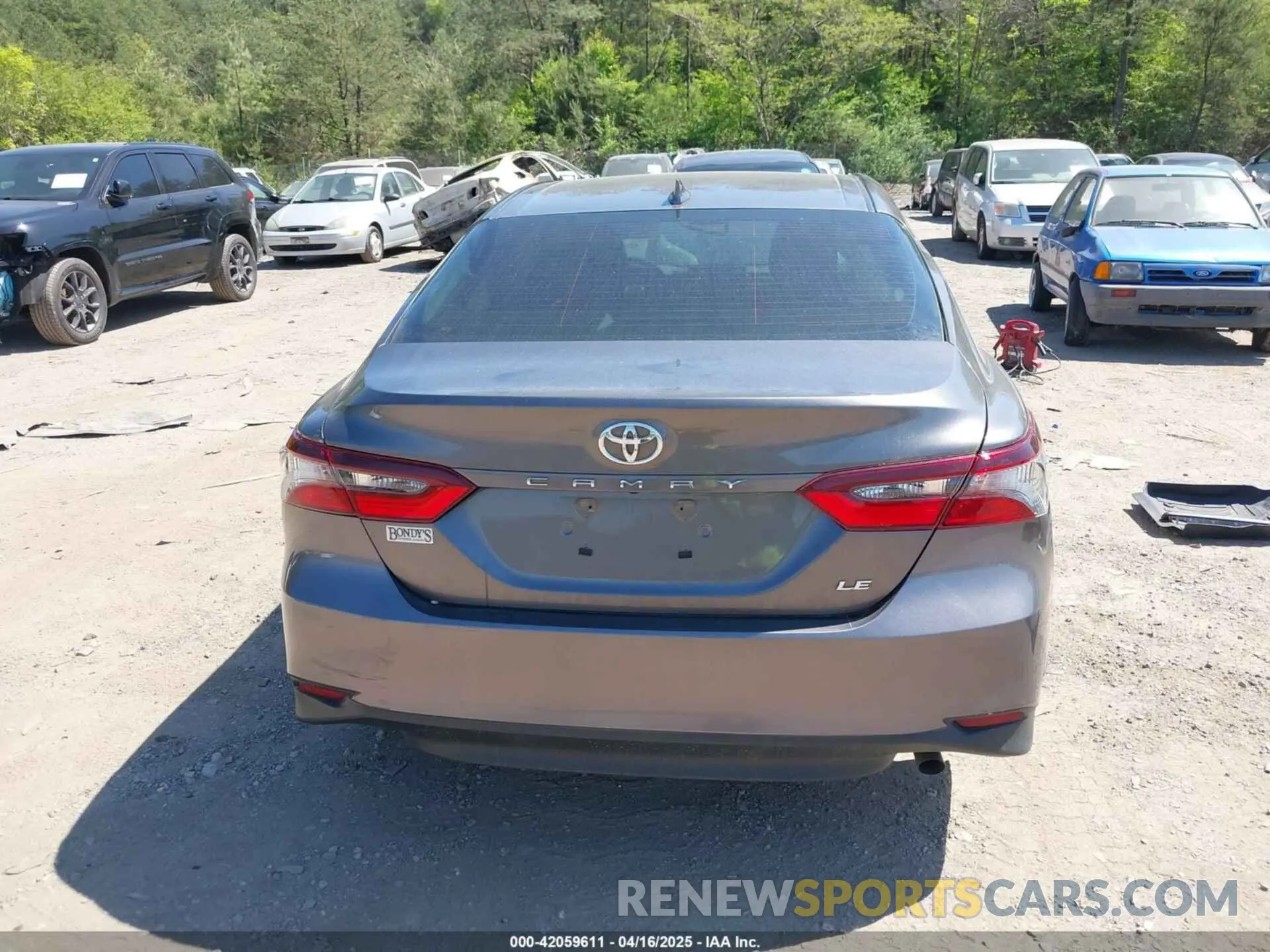 16 Photograph of a damaged car 4T1R11AK9RU876271 TOYOTA CAMRY 2024