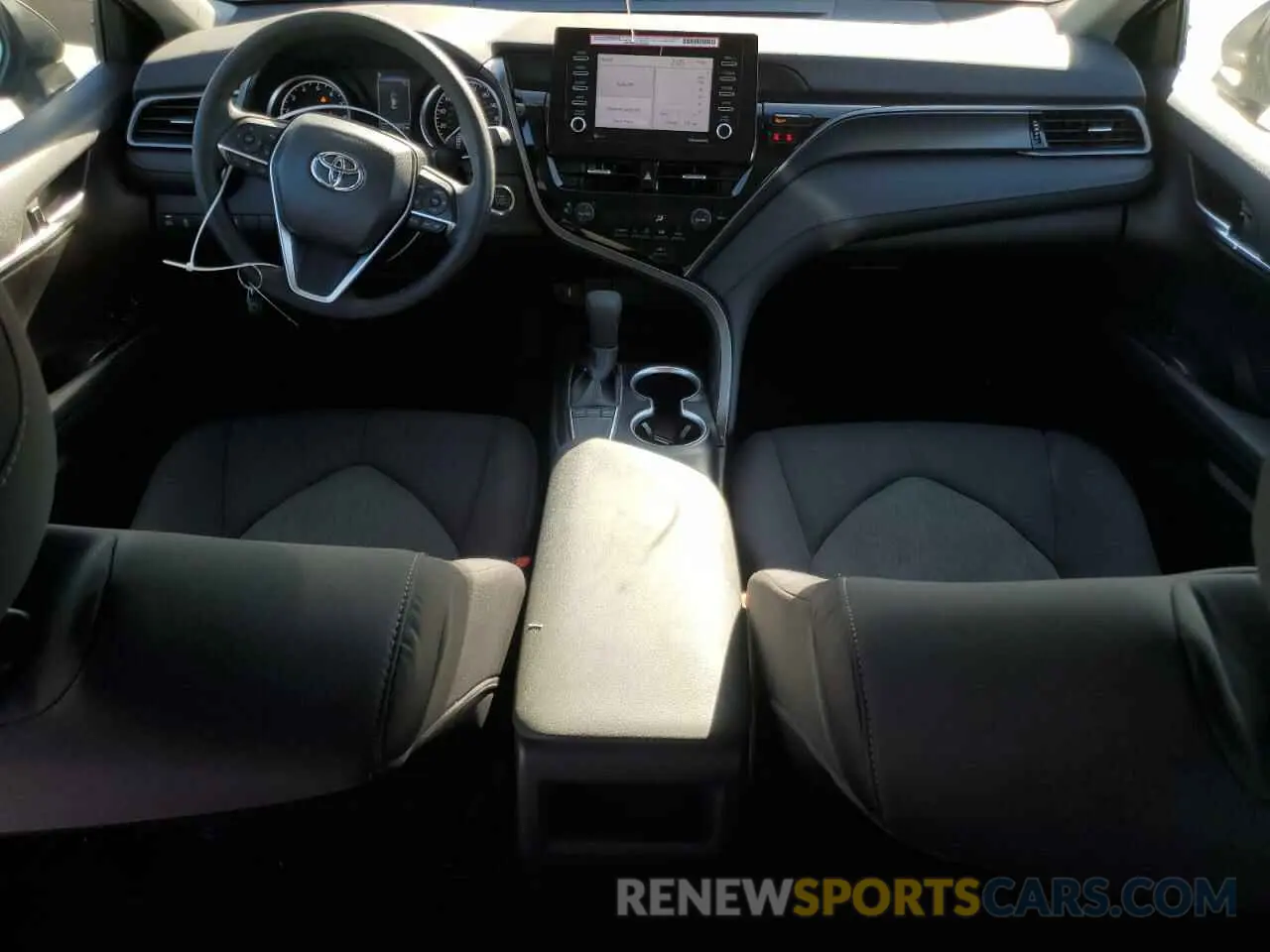 8 Photograph of a damaged car 4T1R11AK9RU909365 TOYOTA CAMRY 2024