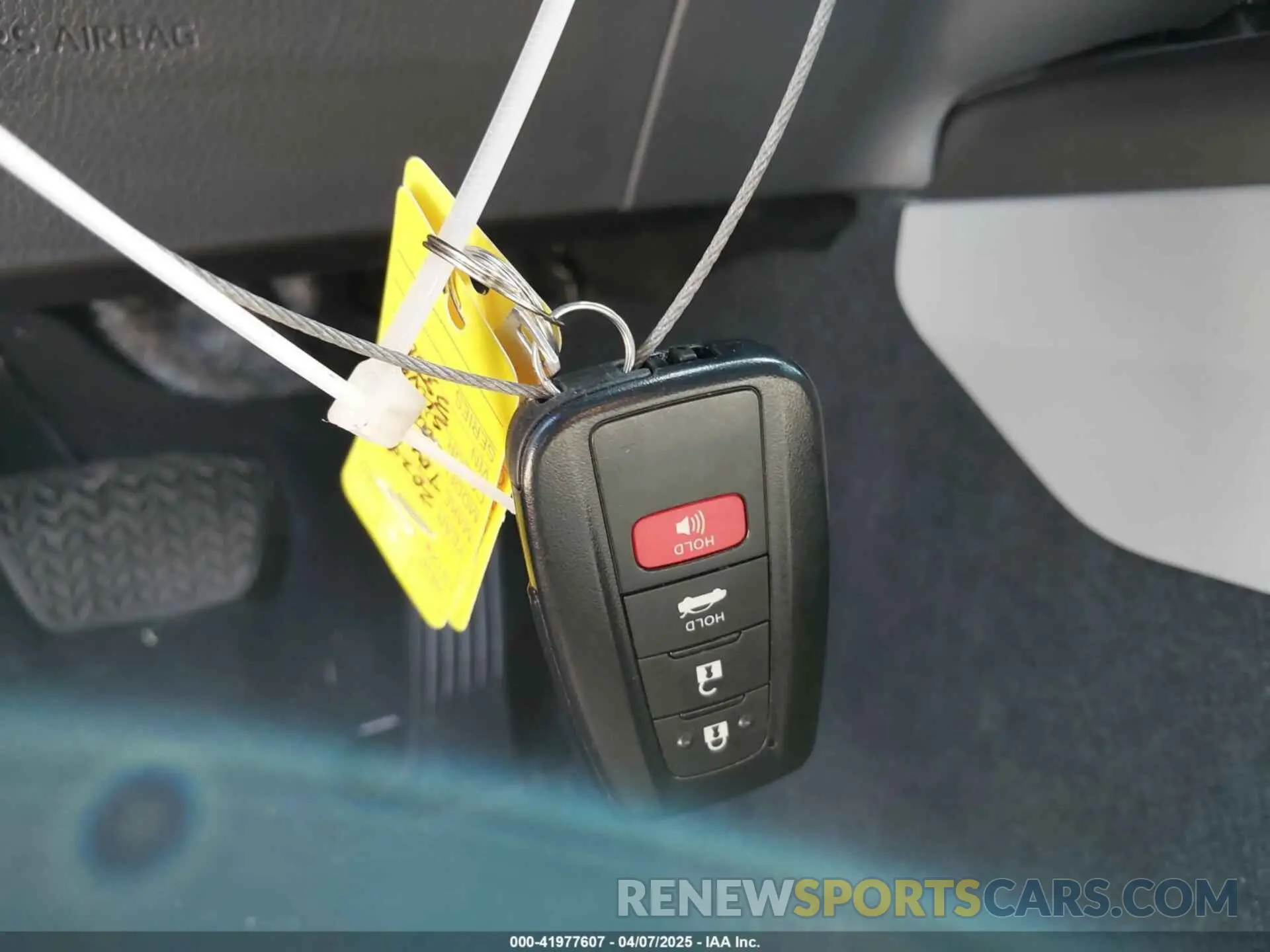 11 Photograph of a damaged car 4T1R11AKXRU883388 TOYOTA CAMRY 2024