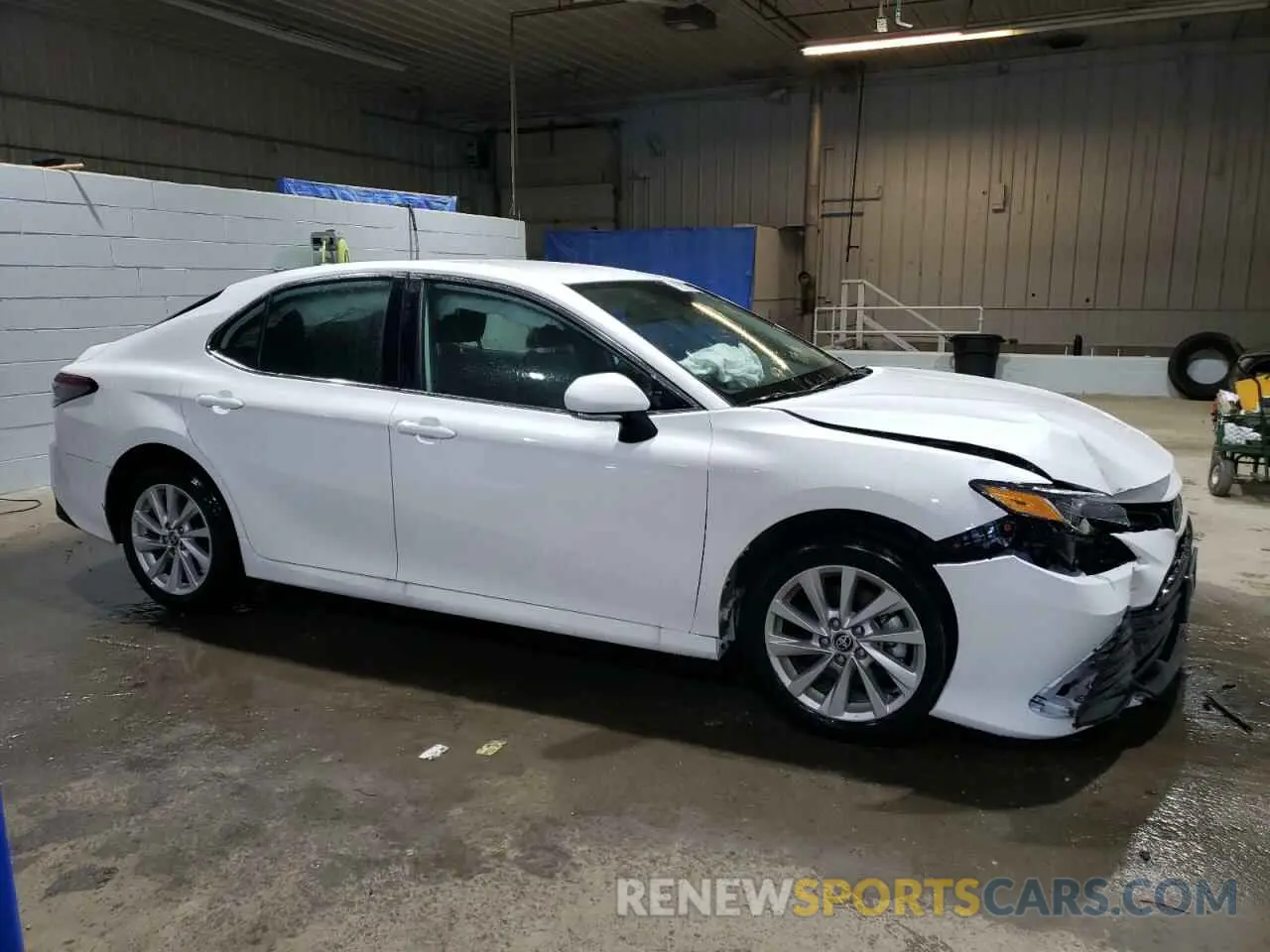 4 Photograph of a damaged car 4T1R11BKXRU131284 TOYOTA CAMRY 2024
